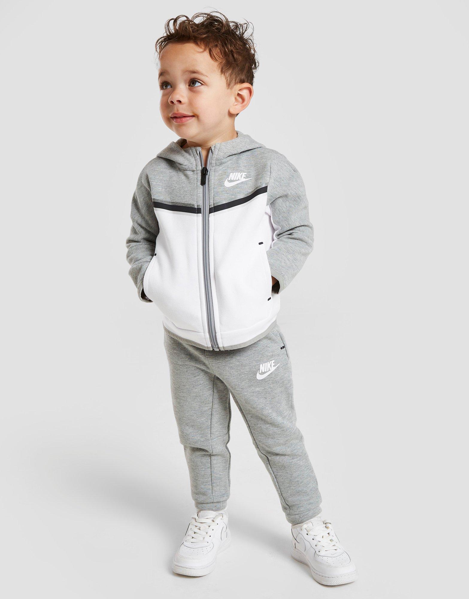 chandal nike bebe