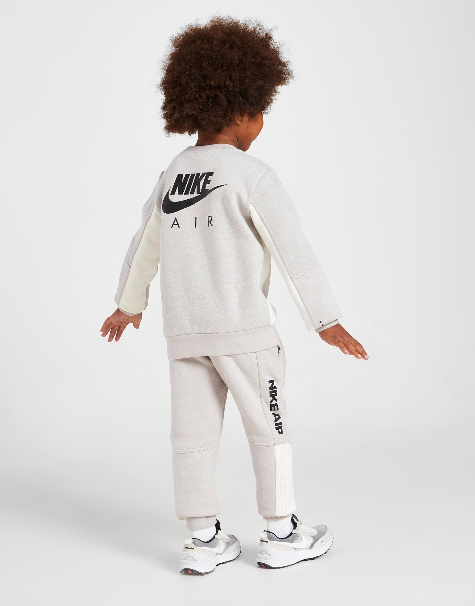 nike air crew suit