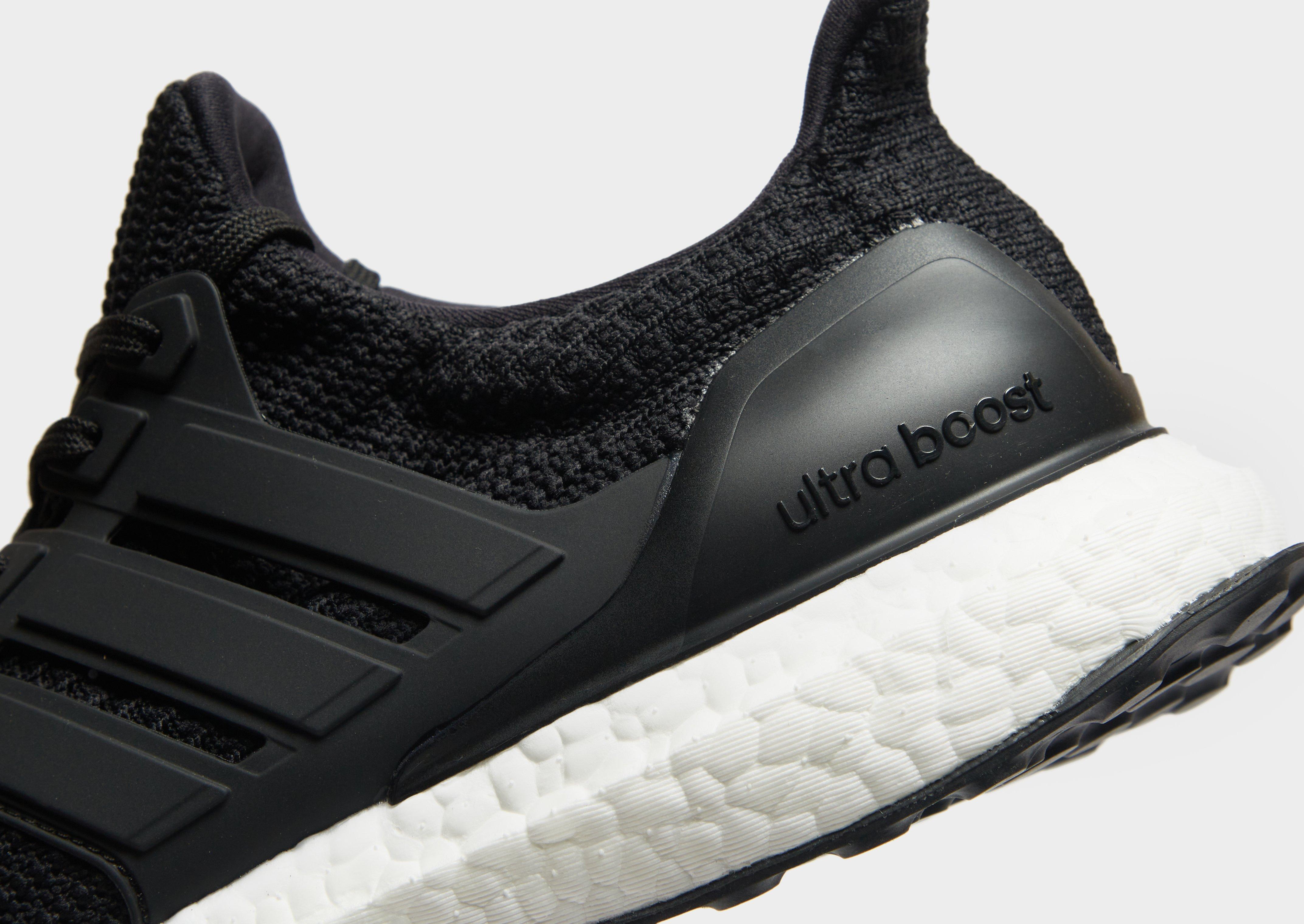 adidas Ultraboost 4.0 DNA