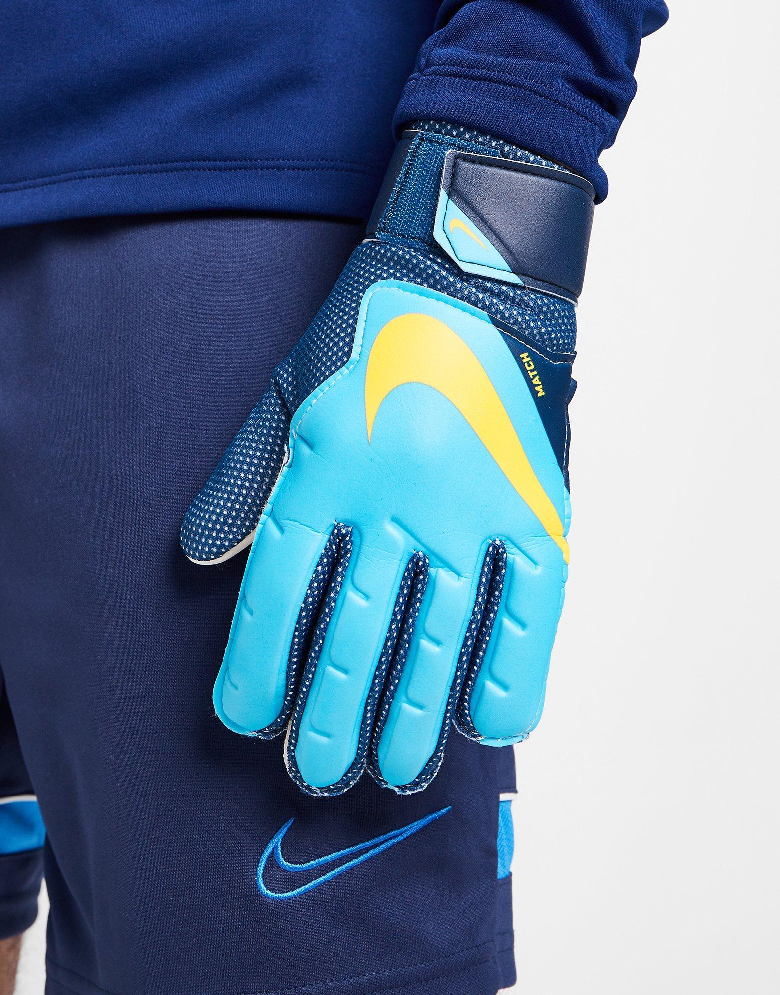 Nike Match Goalkeeper Gloves