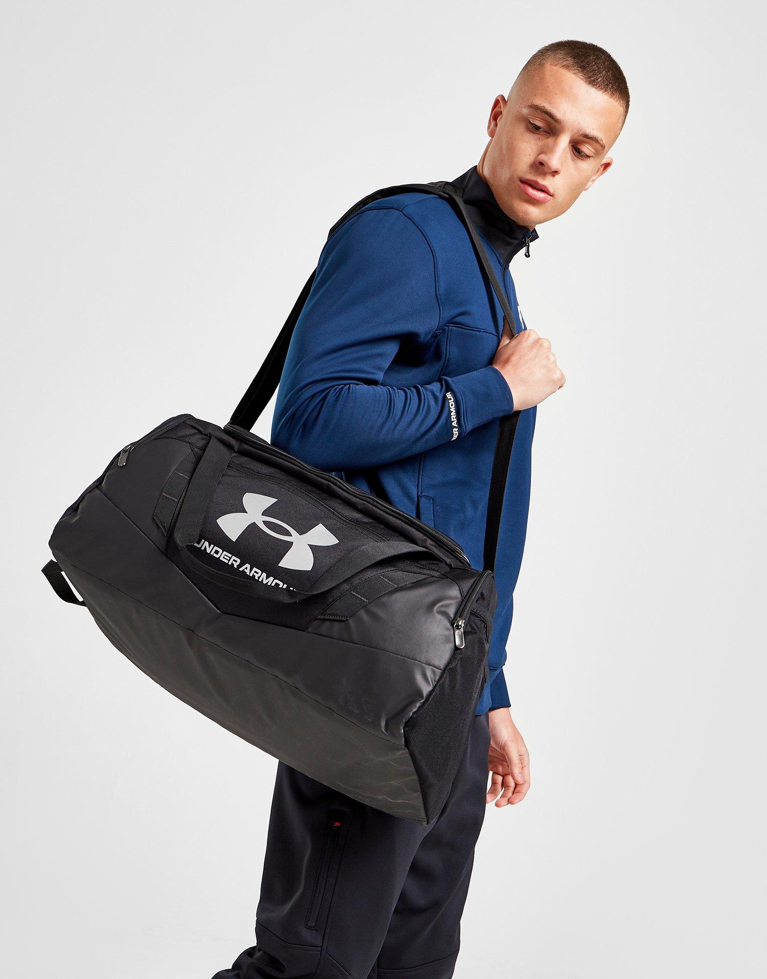 Under armour duffle outlet bag with wheels