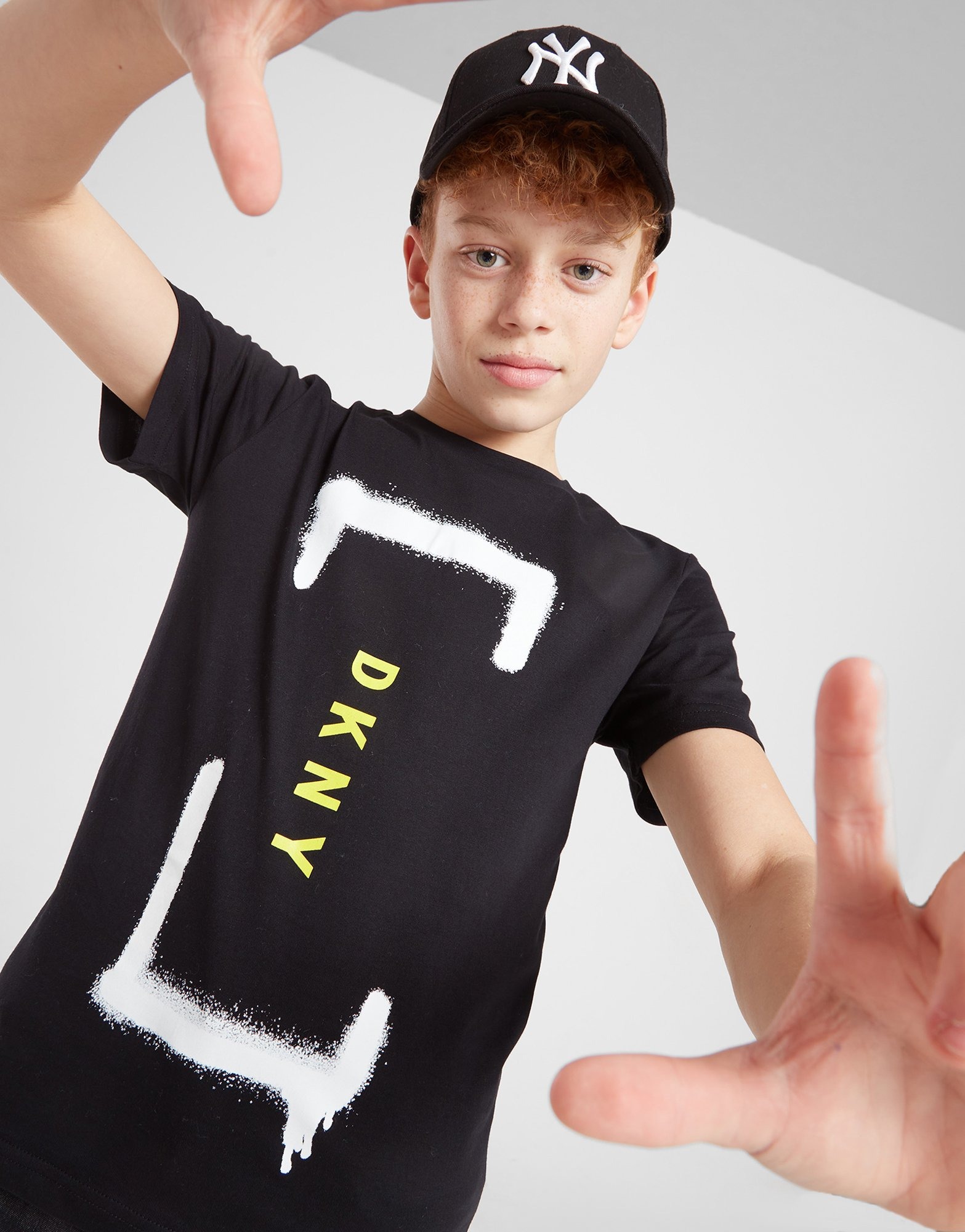 dkny-side-box-t-shirt-kinder-schwarz-jd-sports-sterreich