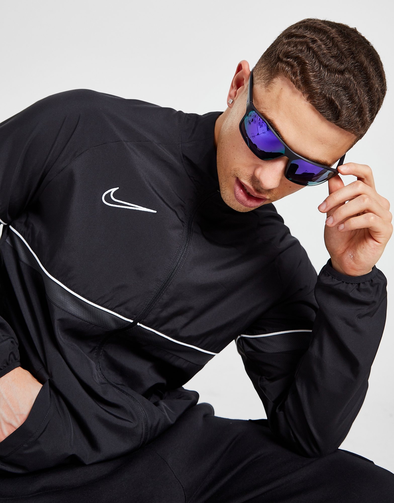 Nike gafas de sol Windstorm en Morado | JD Sports