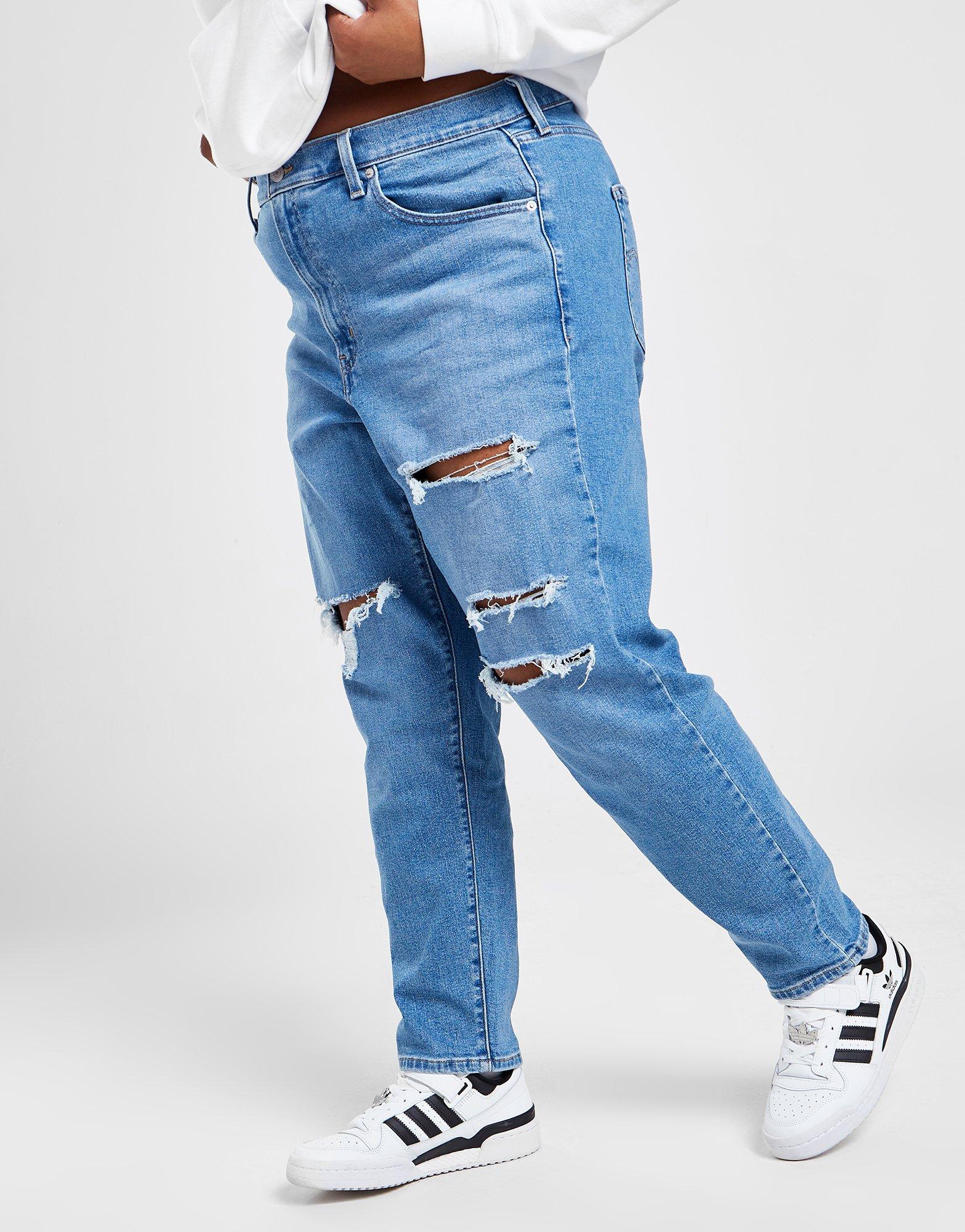 ripped levis mom jeans