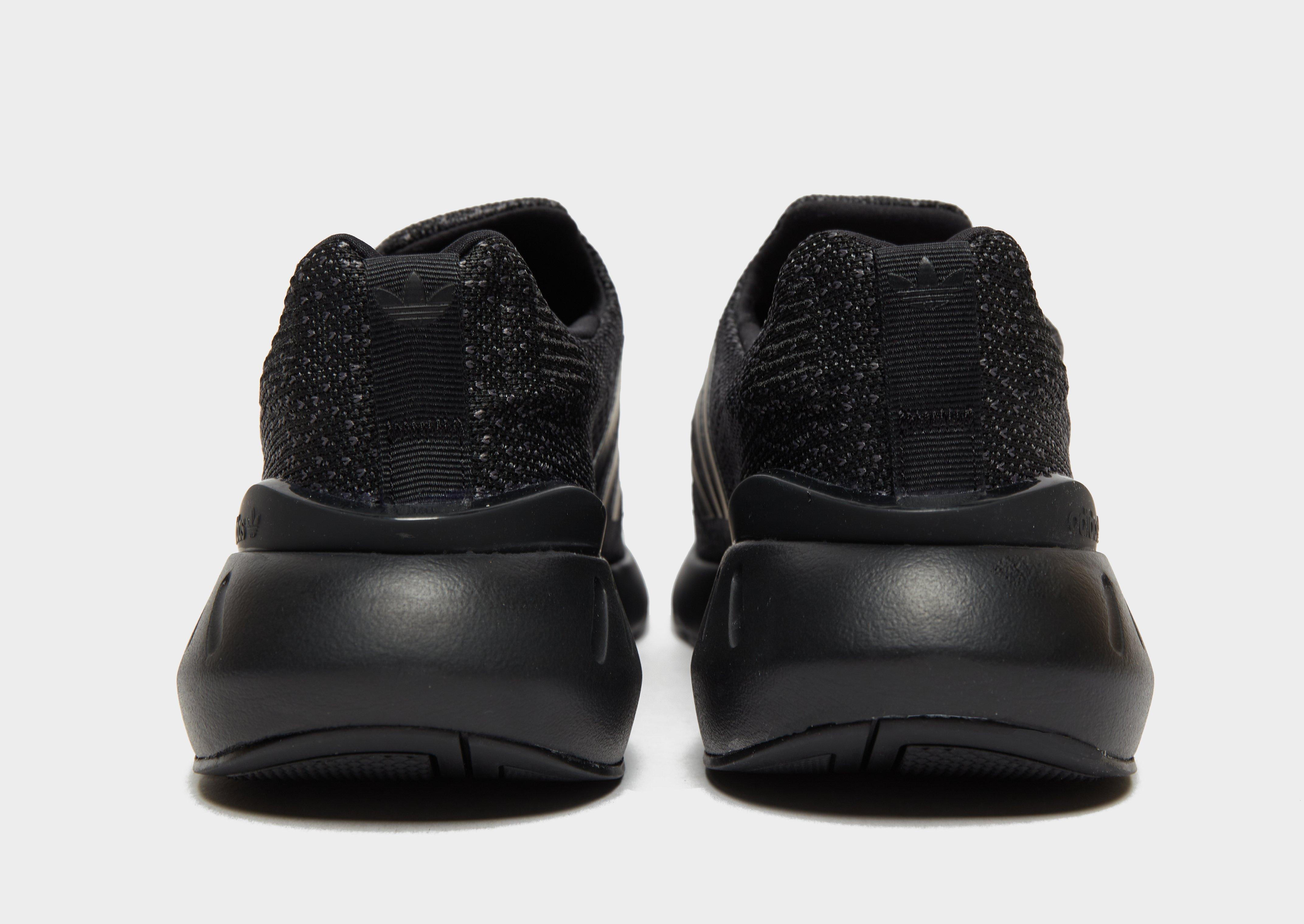 adidas Originals Swift 22