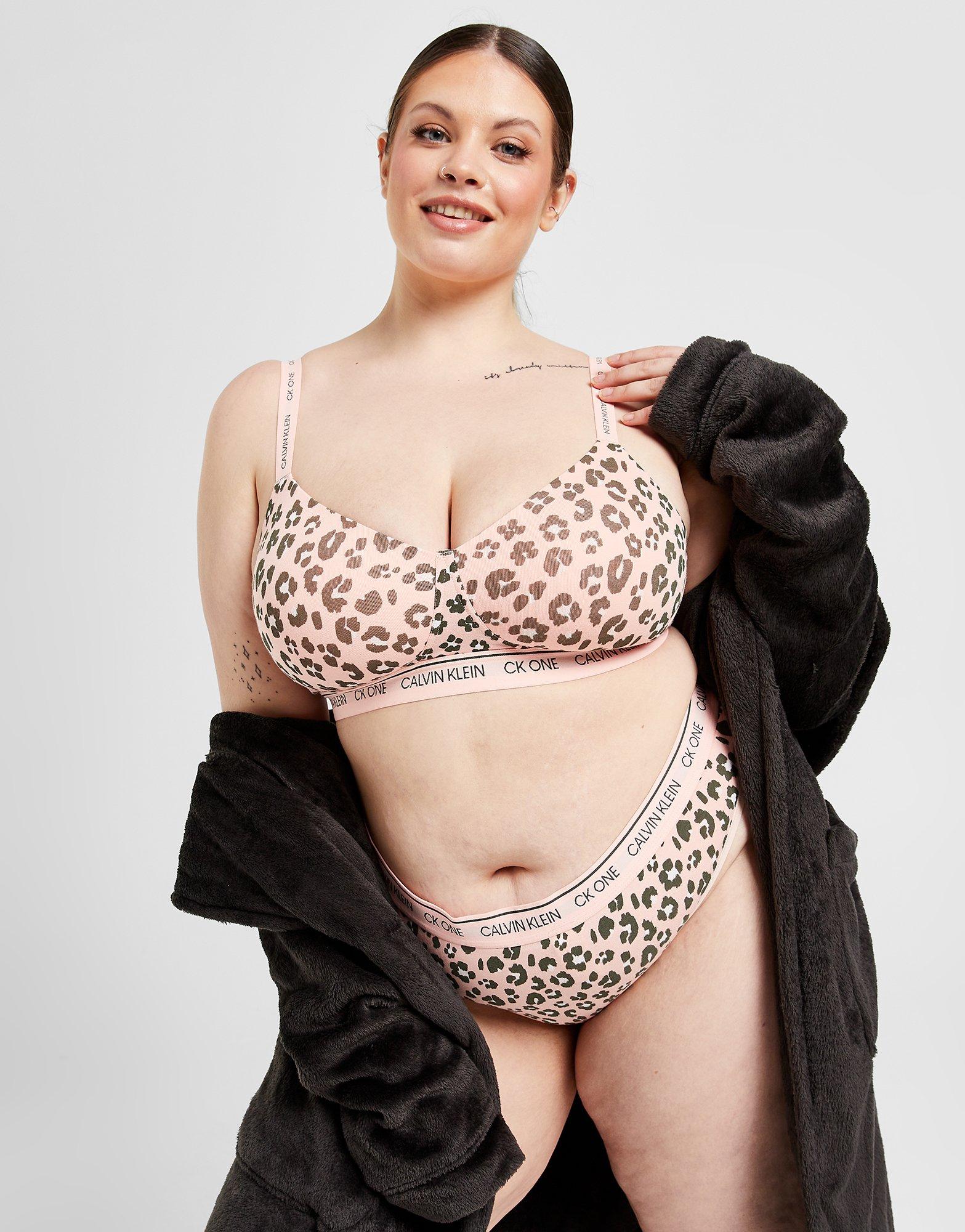Calvin Klein Underwear Plus Size Tape Thong