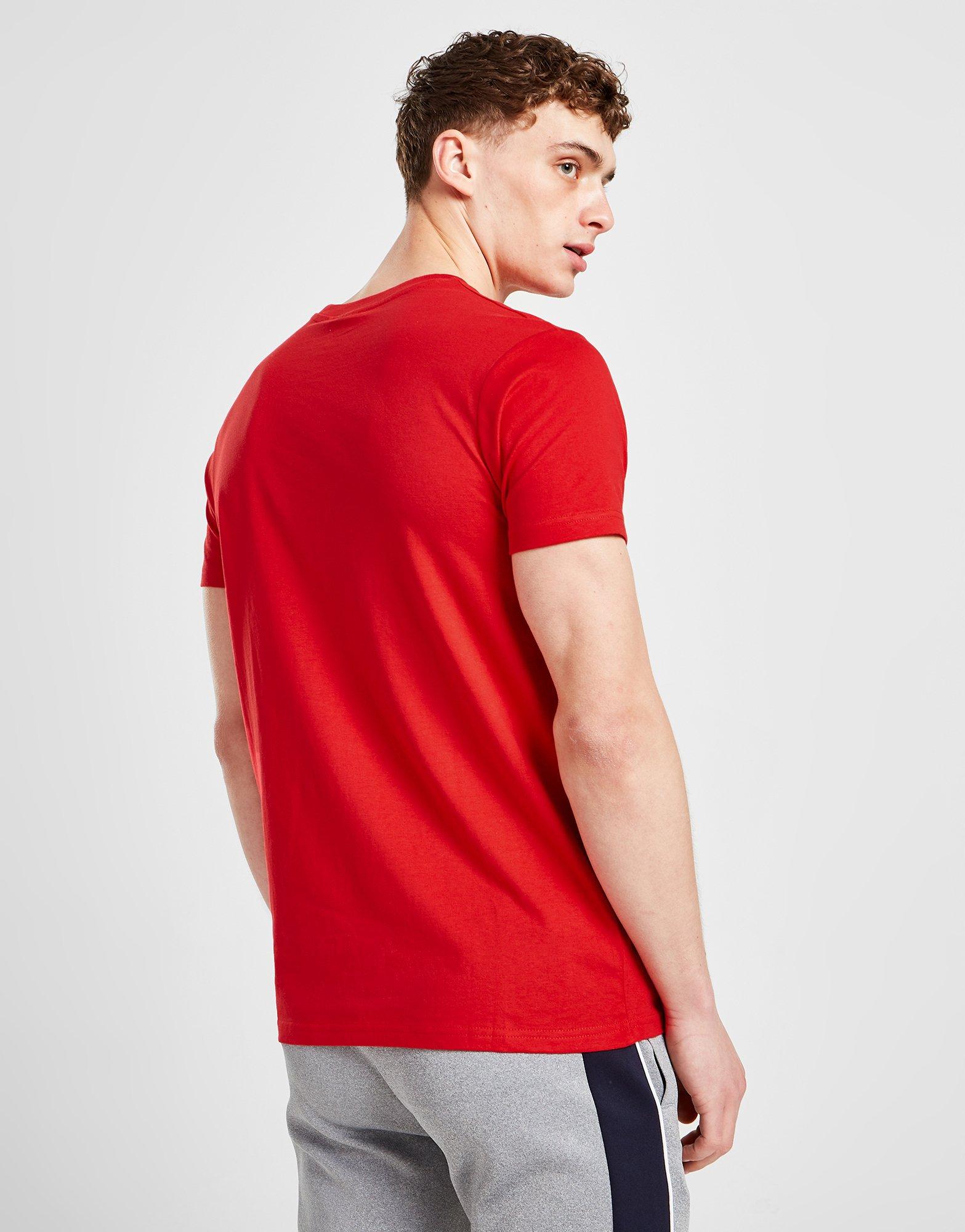 McKenzie Essential T-Shirt