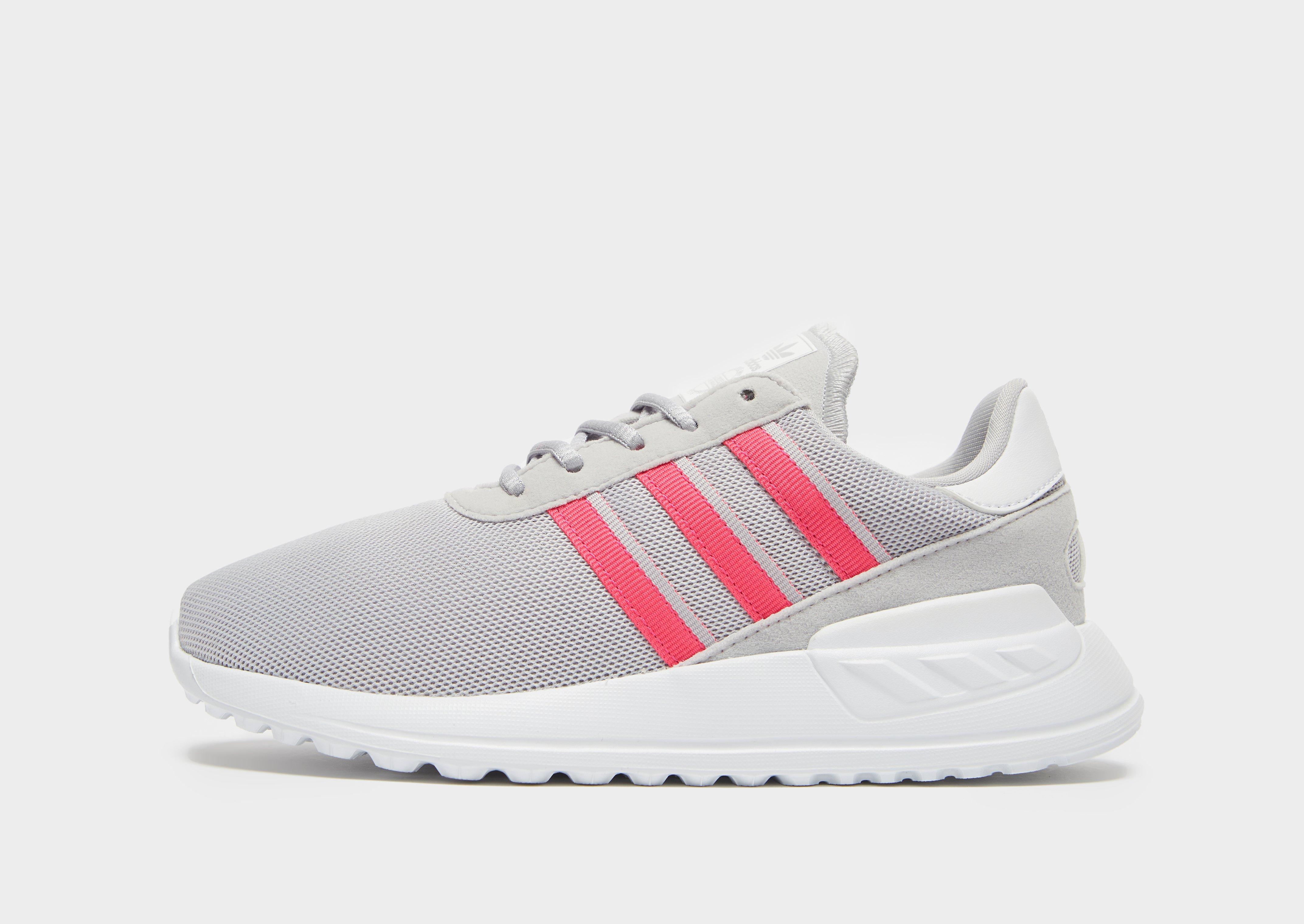 adidas trainer lite