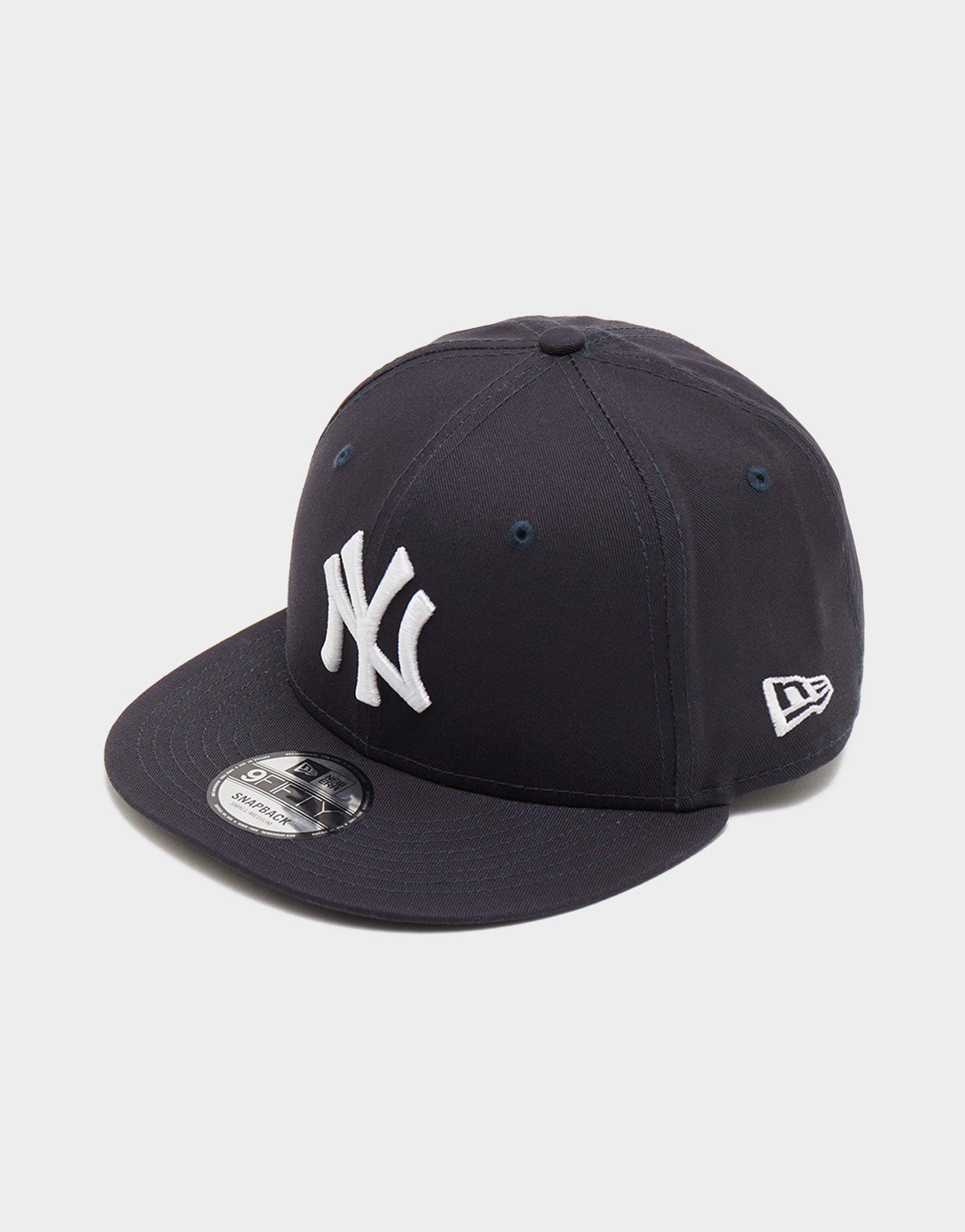 Nike New York Yankees Blue Classic Snapback Adjustable Hat