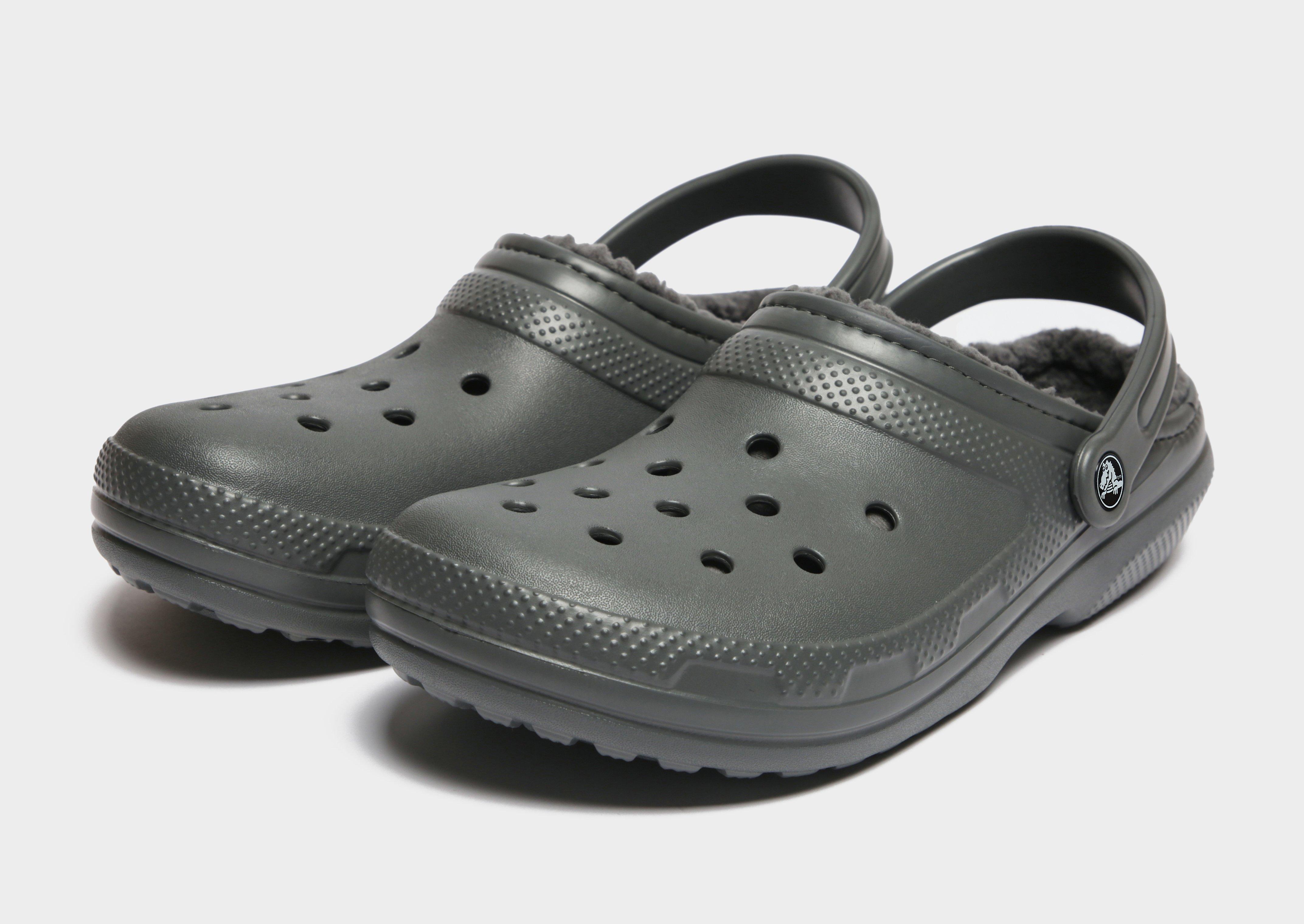 Crocs with best sale fur grey