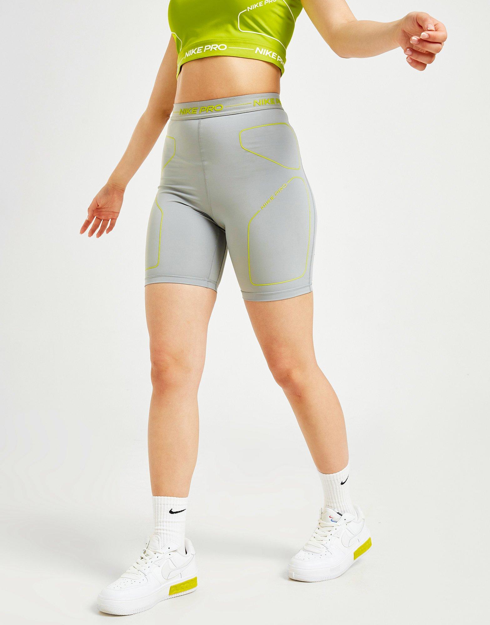 Nike Training Pro 7" Seamless Shorts