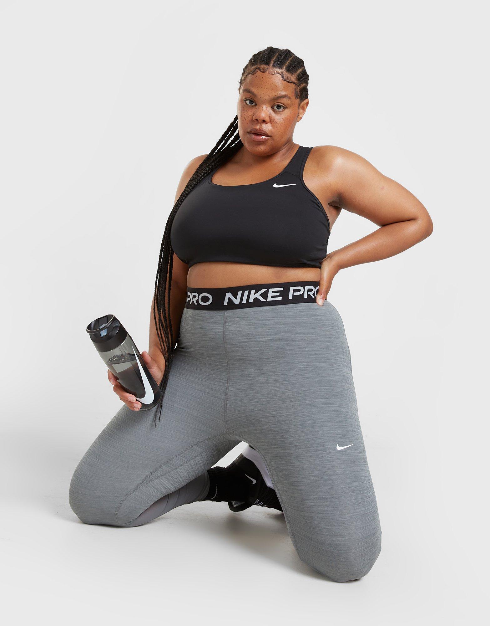 También lavar Realmente Nike mallas Training Pro Plus Size en Negro | JD Sports España