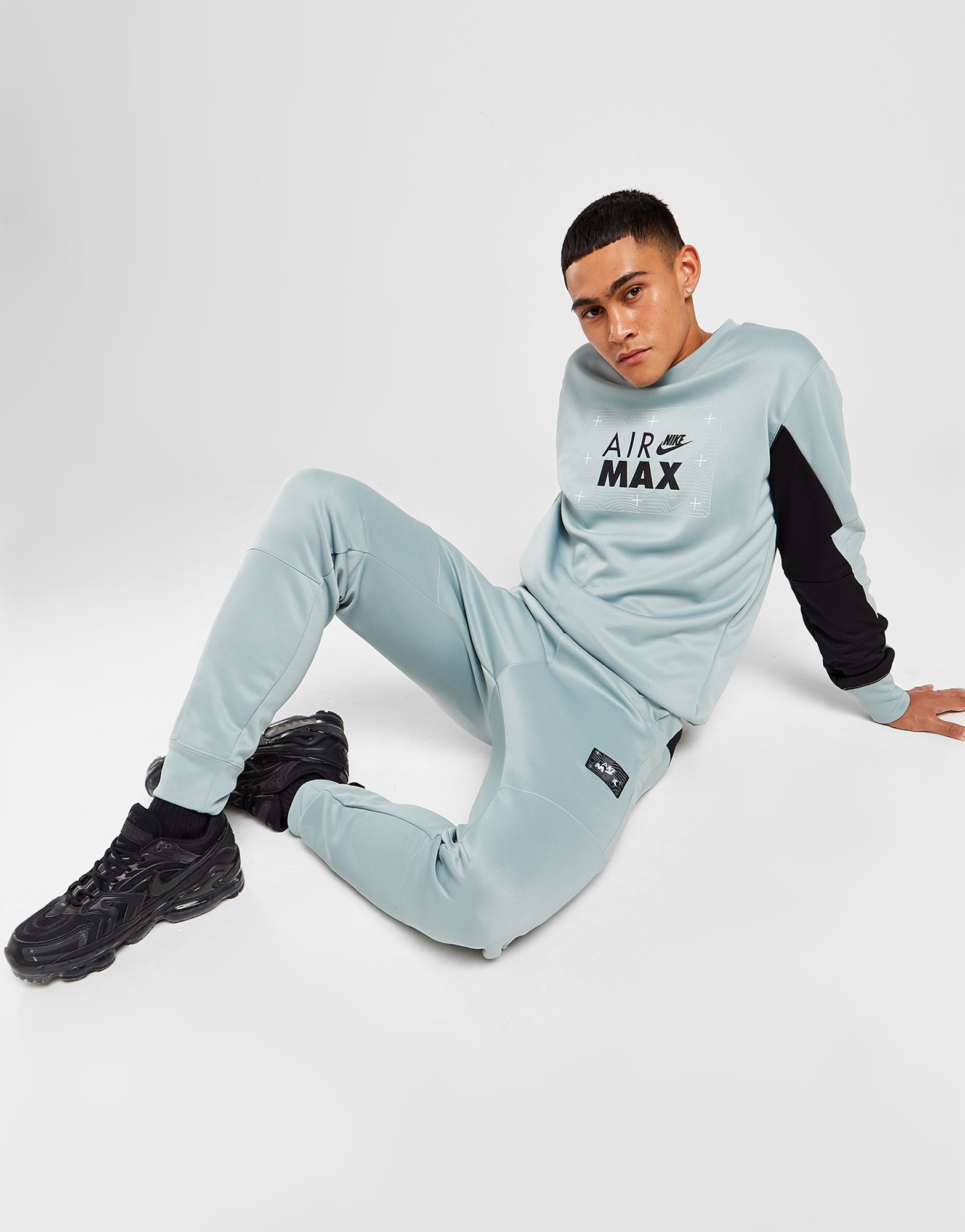 Nike pantalón de Air Max en Negro | JD Sports España