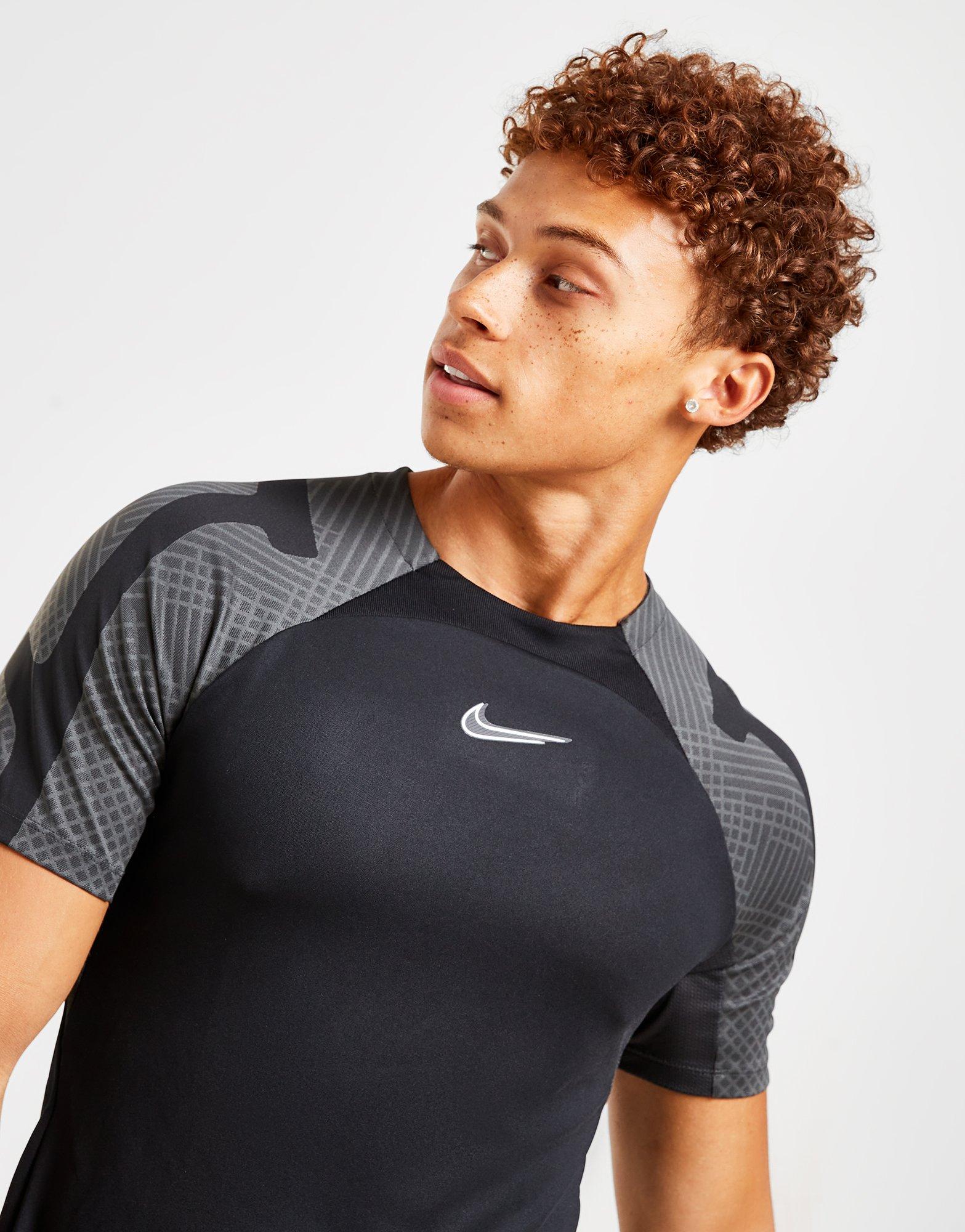 Nike Strike Dri-FIT T-Shirt