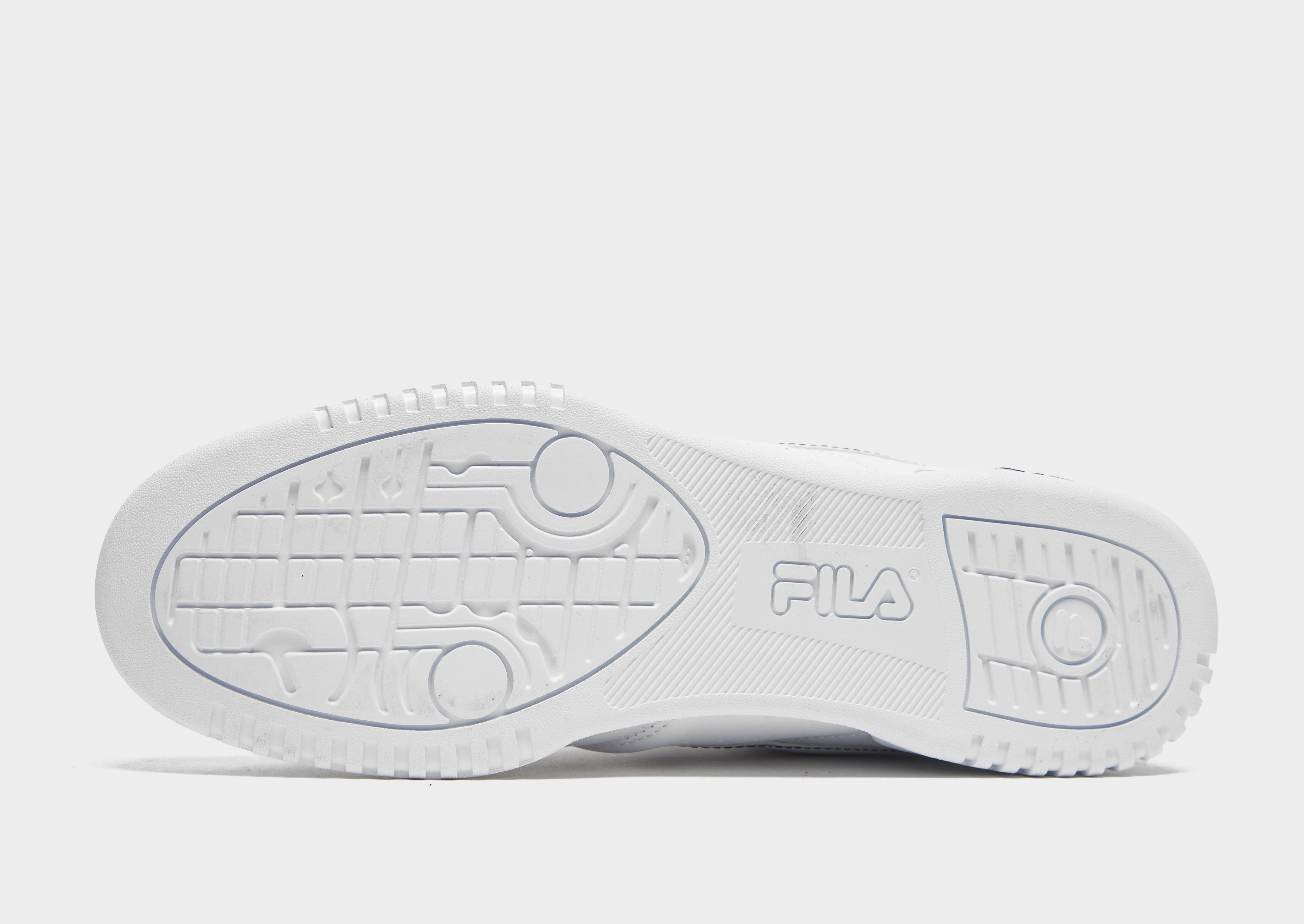 grey fila f13