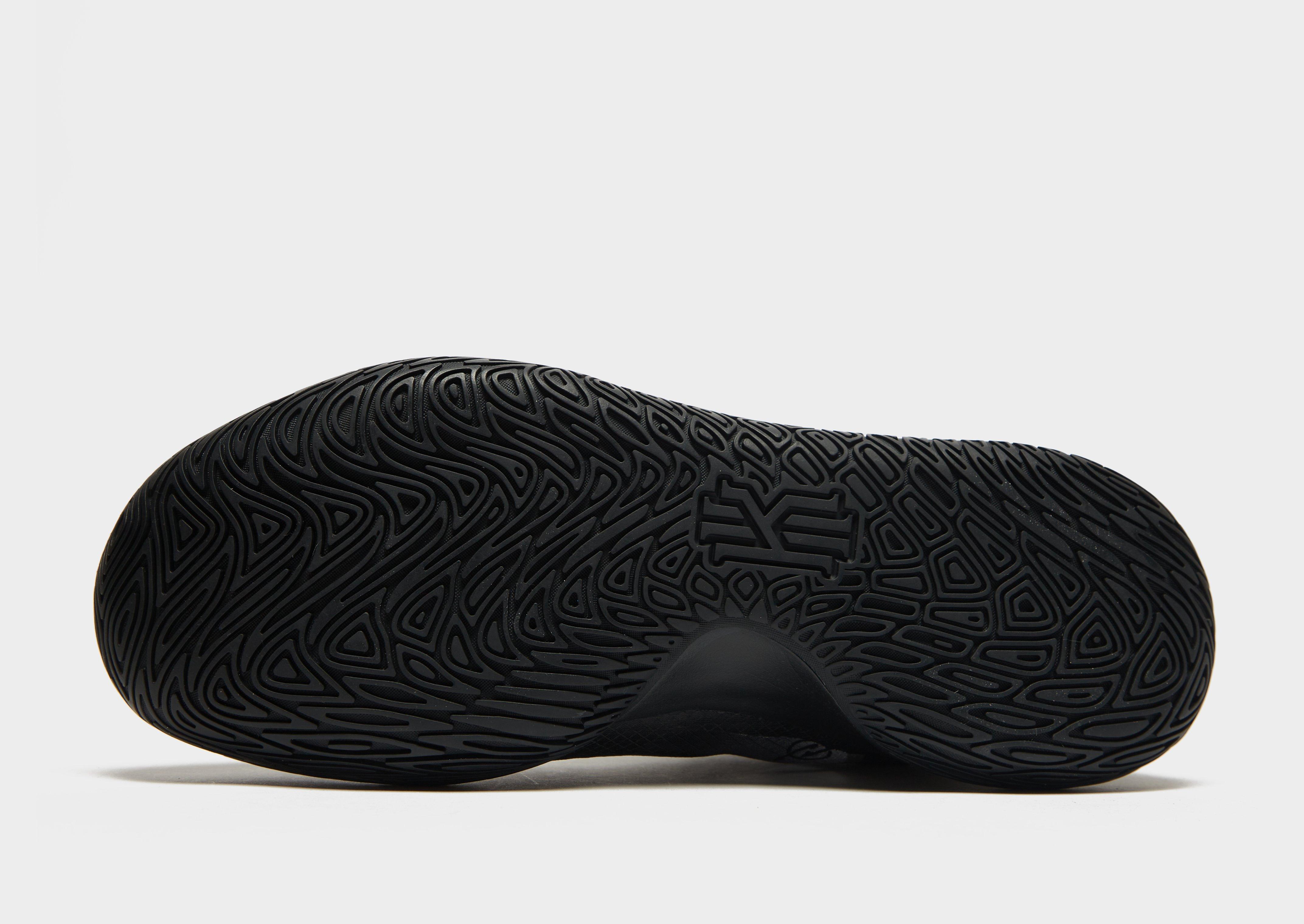 kyrie flytrap 1 black