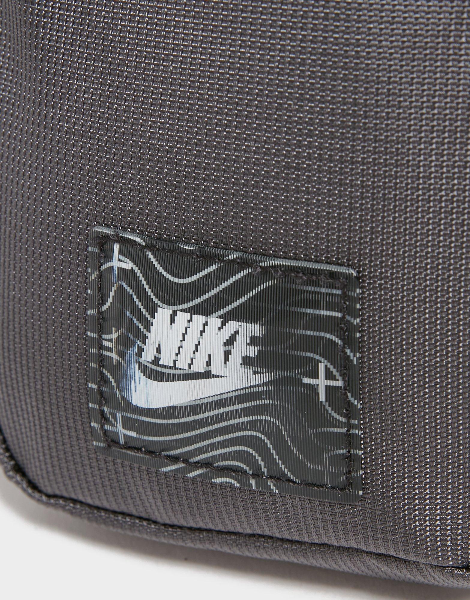 Nike Essential Air Max Hip Pack