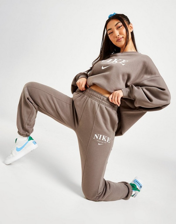 Nike Pantalon en tissu Fleece Nike Sportswear Collection Essentials pour Femme