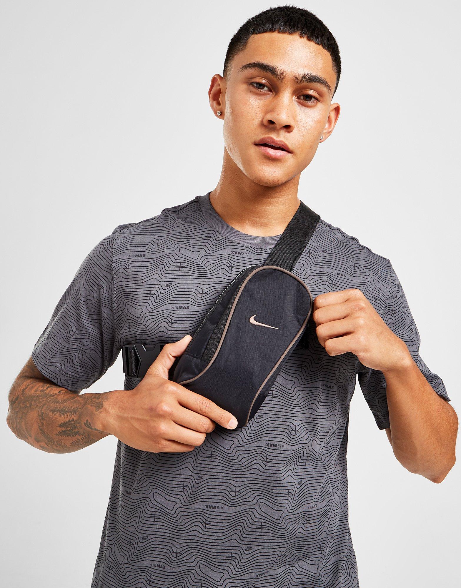 Sort Nike Sportswear Essentials Cross-Body Bag JD Sports Danmark