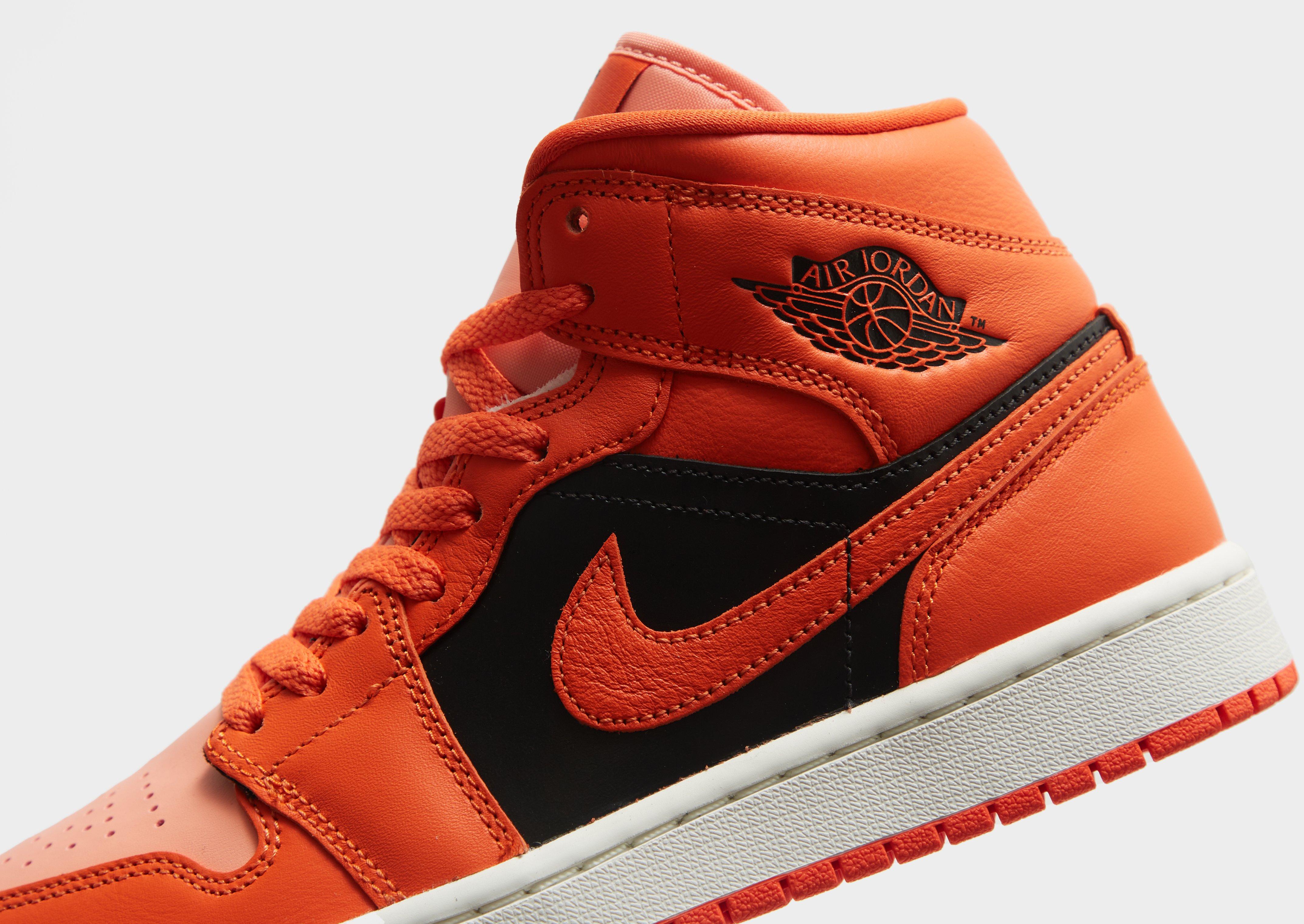 Jordan Air 1 Mid SE Women's