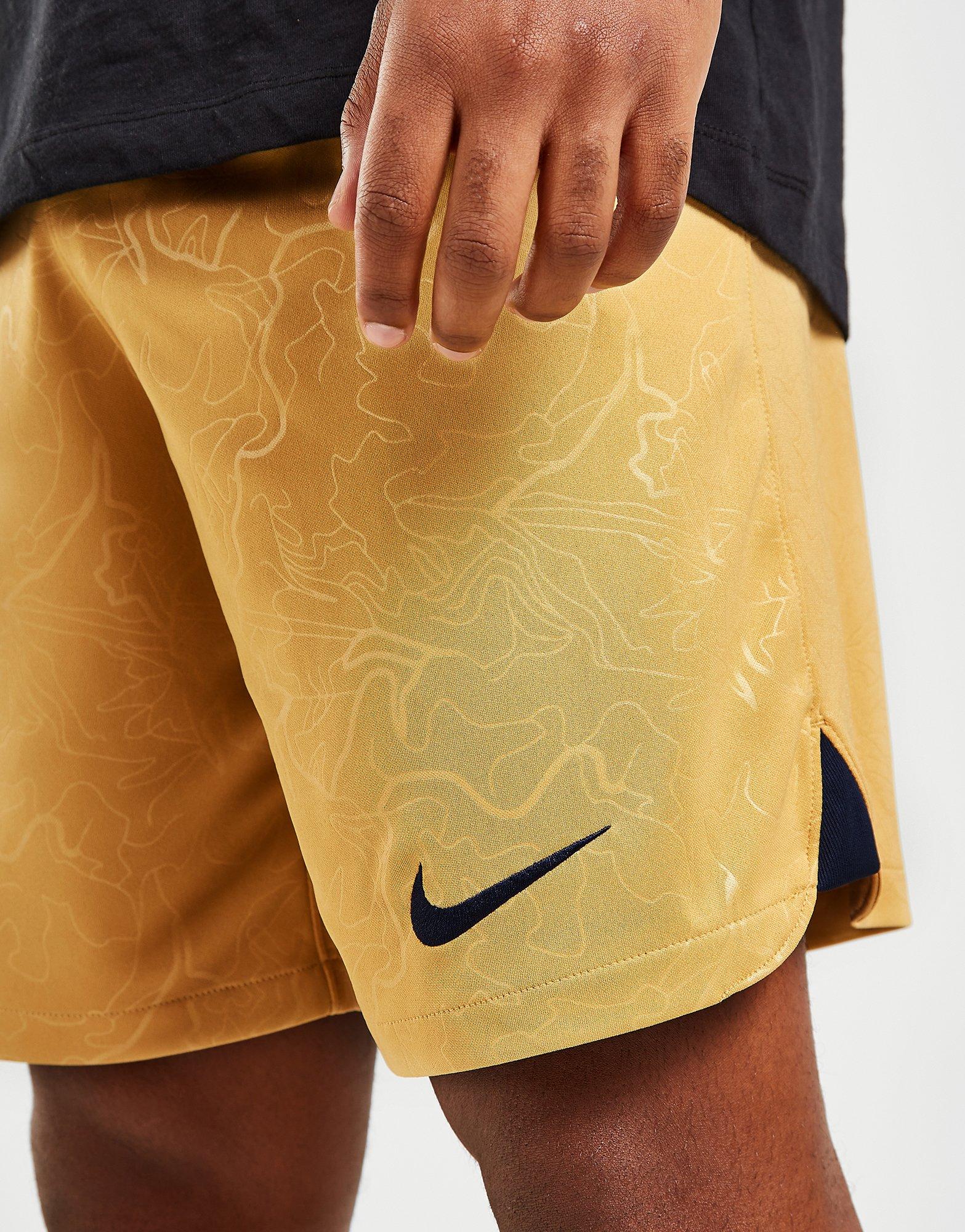 Nike FC Barcelona 2022/23 Away Shorts