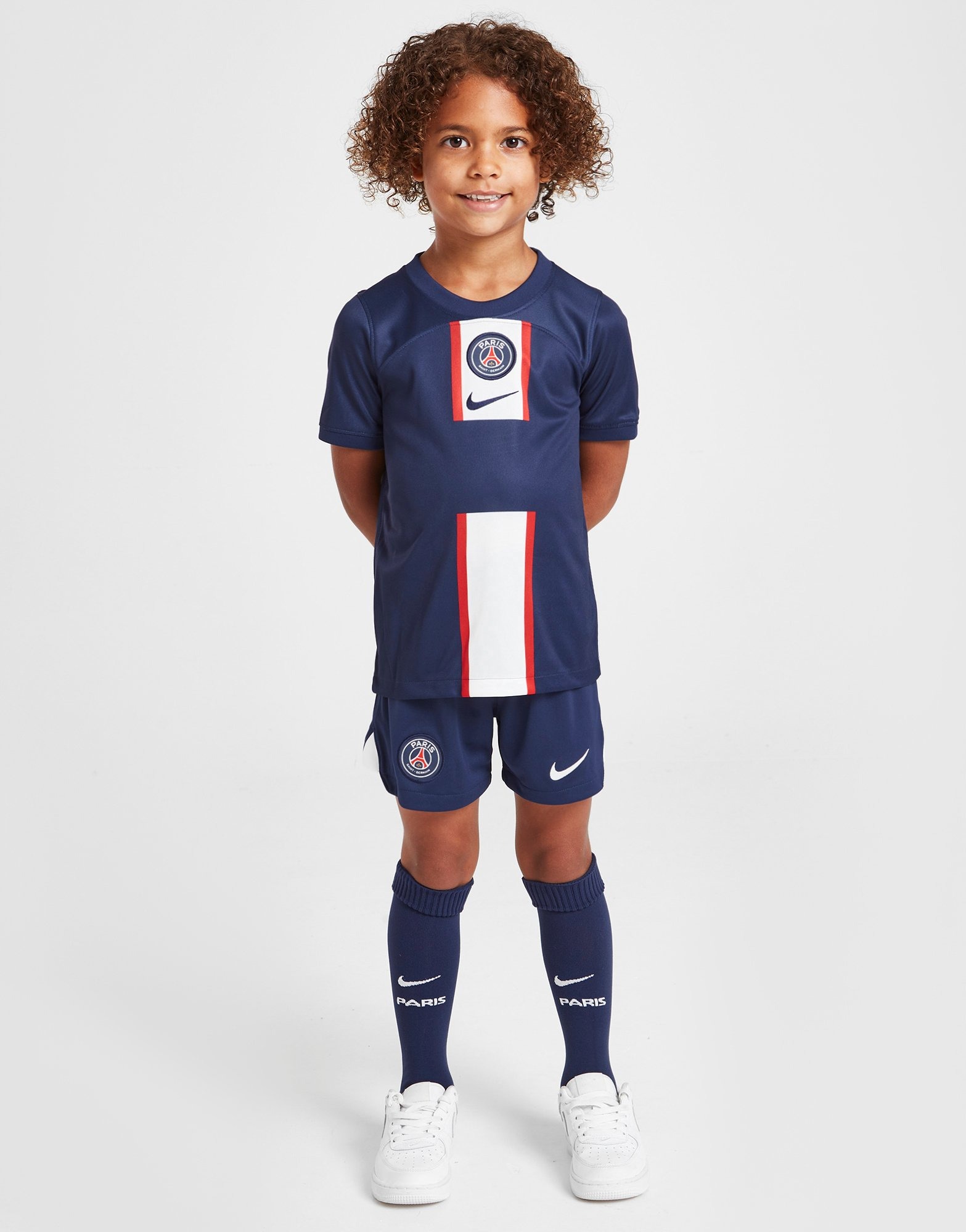 Compra Nike Paris Saint Germain 2022/23 Home Kit Children Blanco