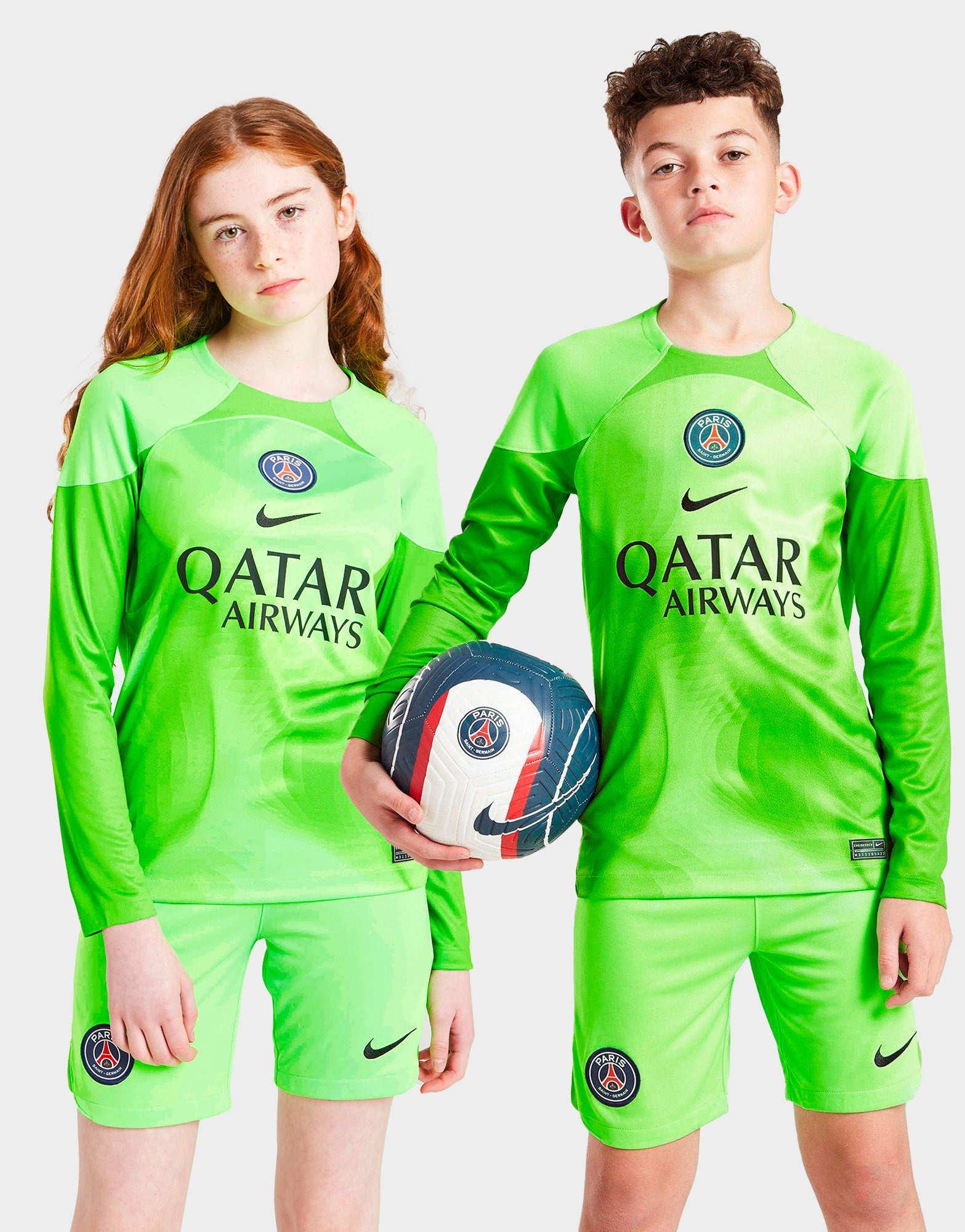 Paris Saint-Germain Home Goalkeeper Shirt Long Sleeve 2022-23 ...