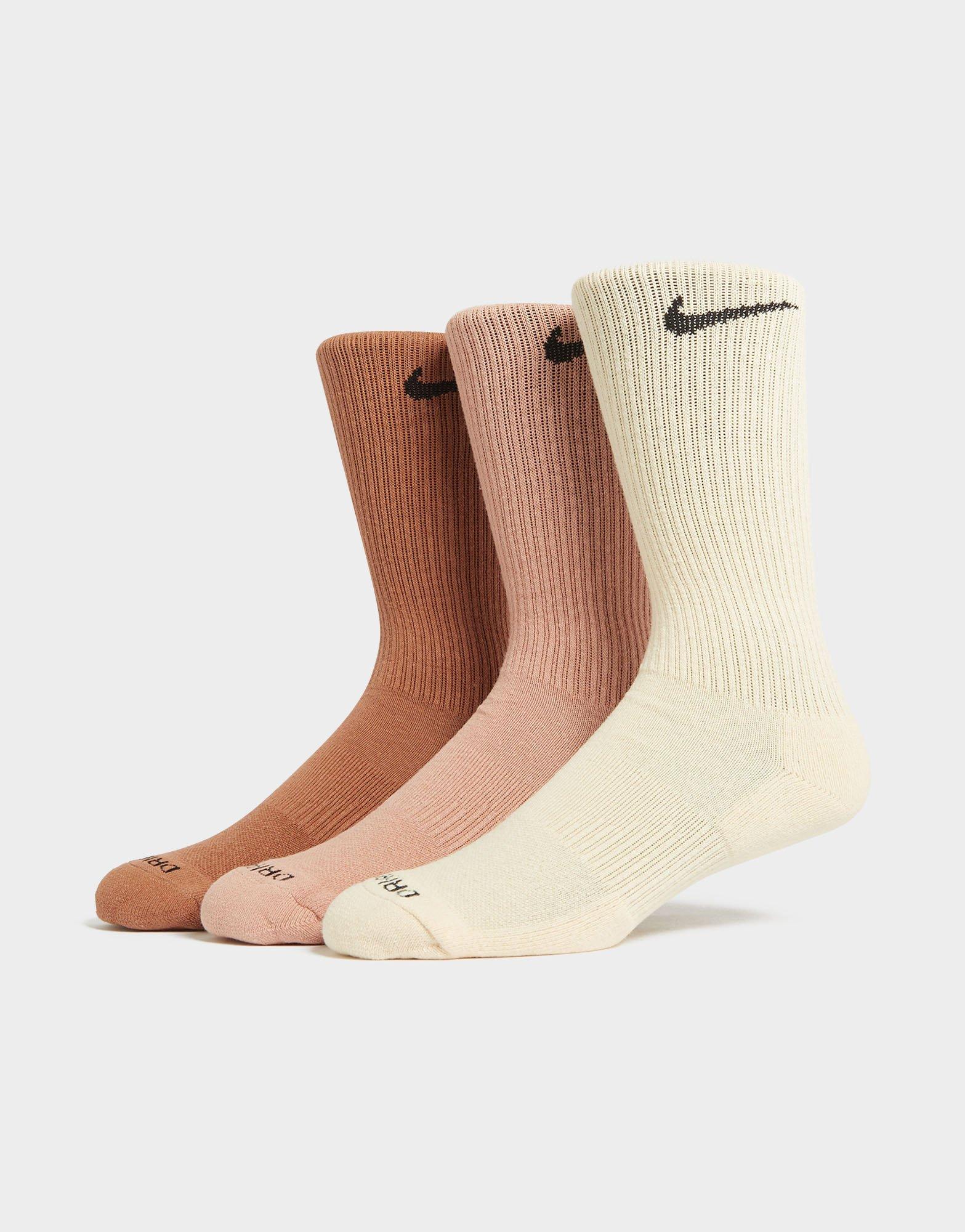 Meia Nike Everyday Plus Cush Crew 34 ao 38 - Pack com 03 Pares - Sortido 