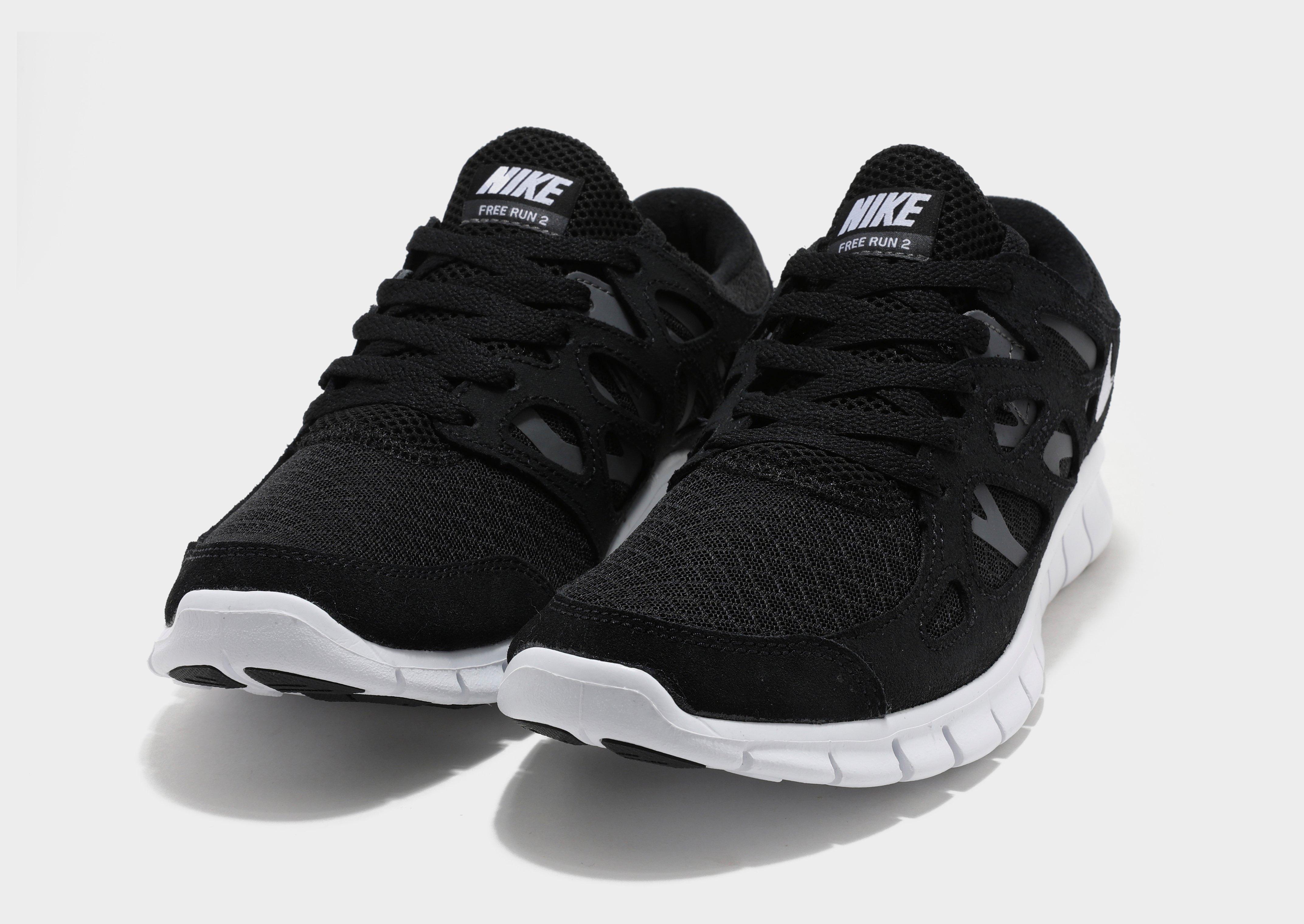 black and white free run