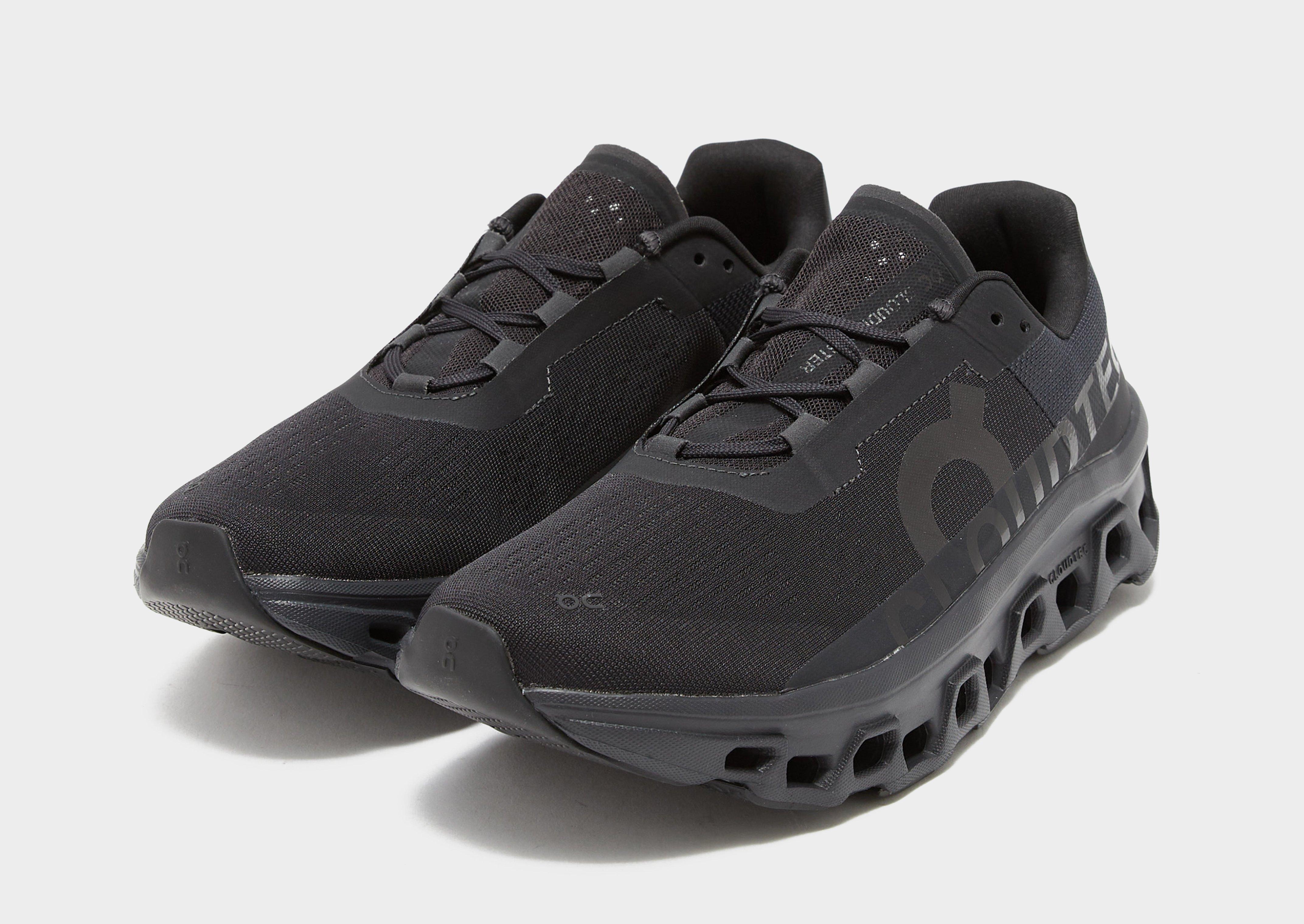 Men's yking m outlet black running shoes