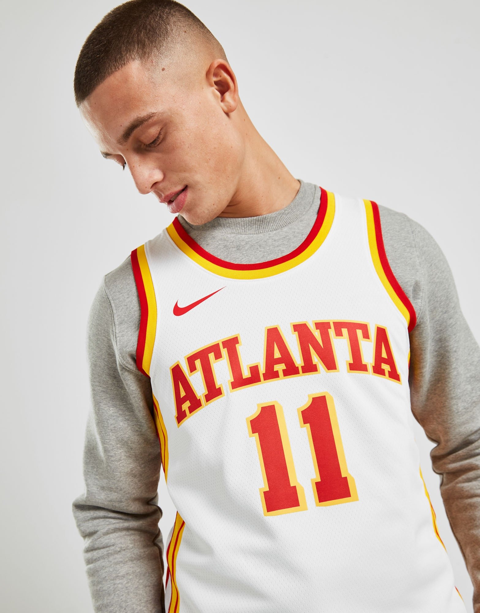 Nike Men's Atlanta Hawks Trae Young #11 White T-Shirt, XXL
