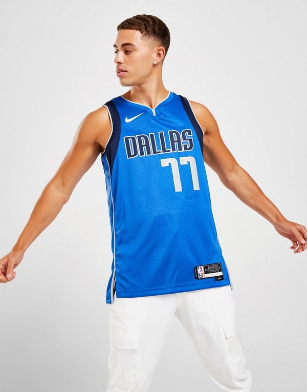 Actuación coser Adaptado Nike camiseta NBA Dallas Mavericks Doncic #77 Swingman en | JD Sports España