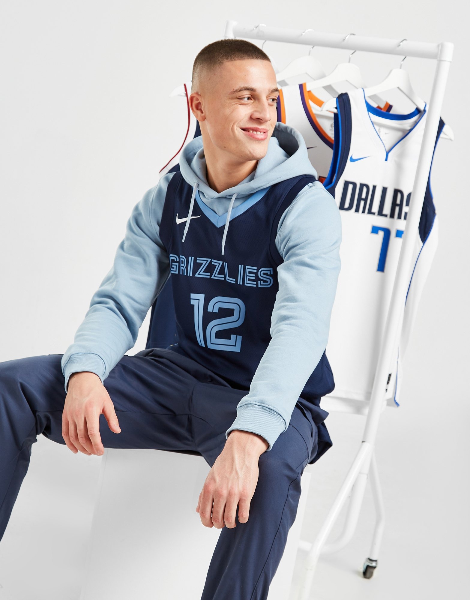 Dallas Mavericks Spotlight Men's Nike Dri-Fit NBA Crew-Neck Sweatshirt