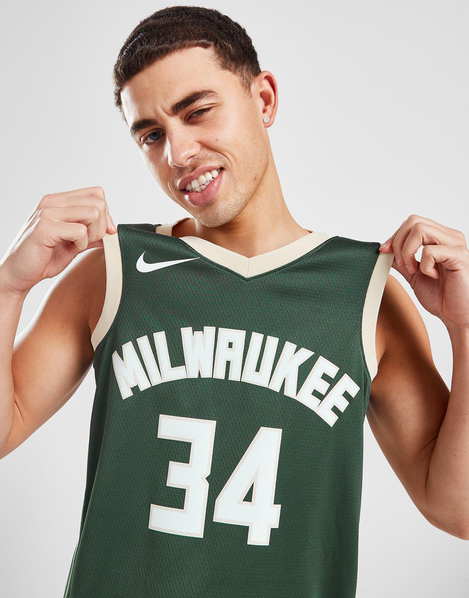 新作人気モデル Milwaukee ⭐︎希少⭐︎NIKE Bucks #34 バスケシャツ 