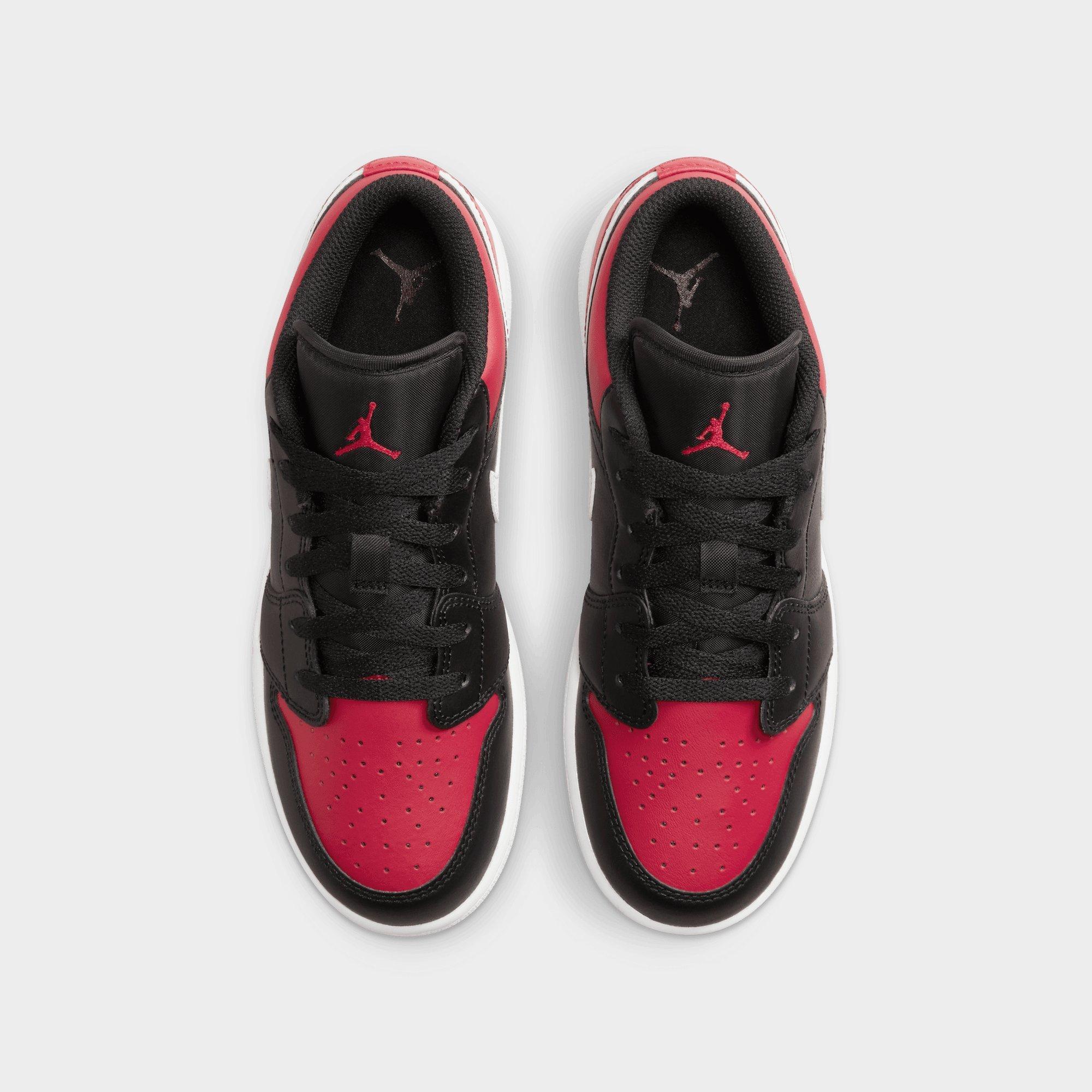 Red hot sale jordans low