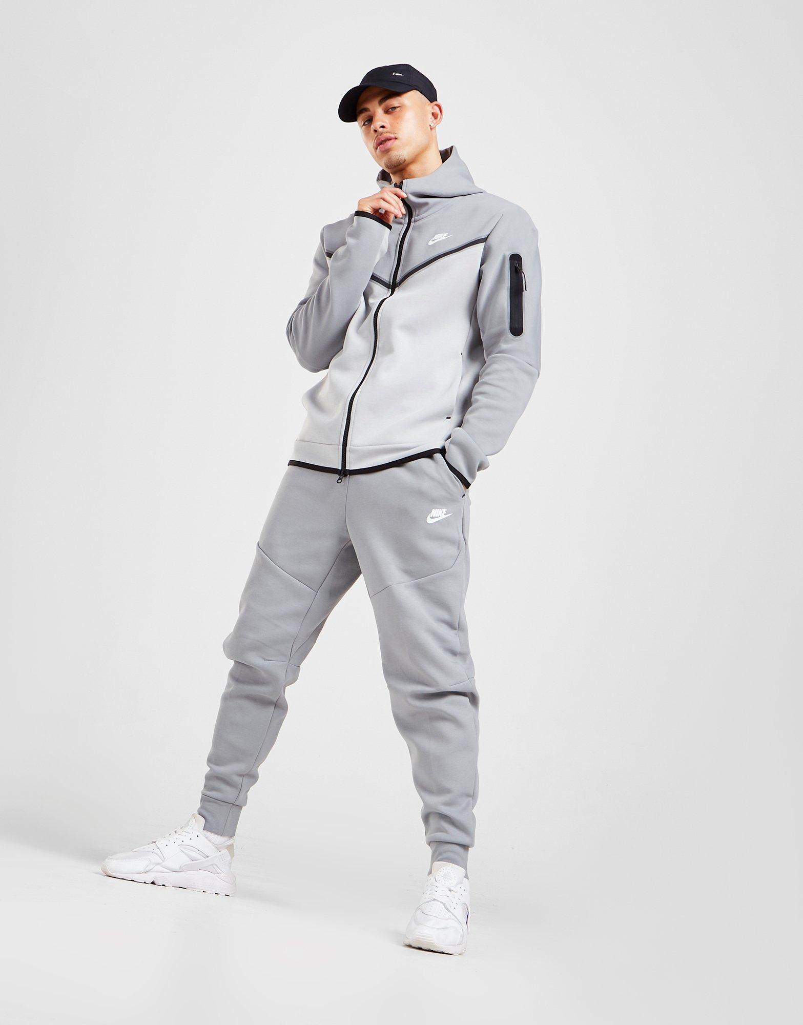 nike tech fleece blanc