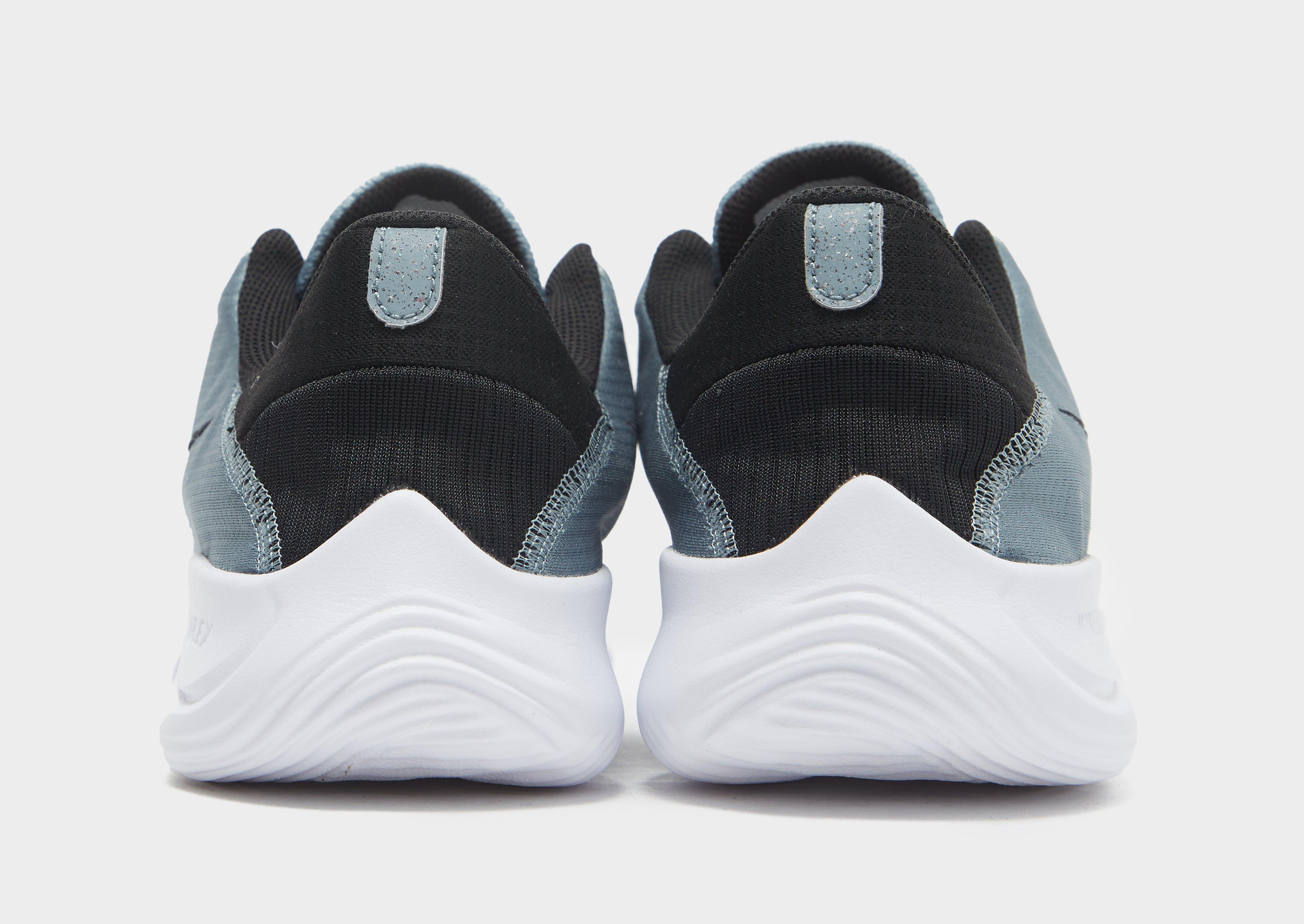 Nike Flex Experience 11