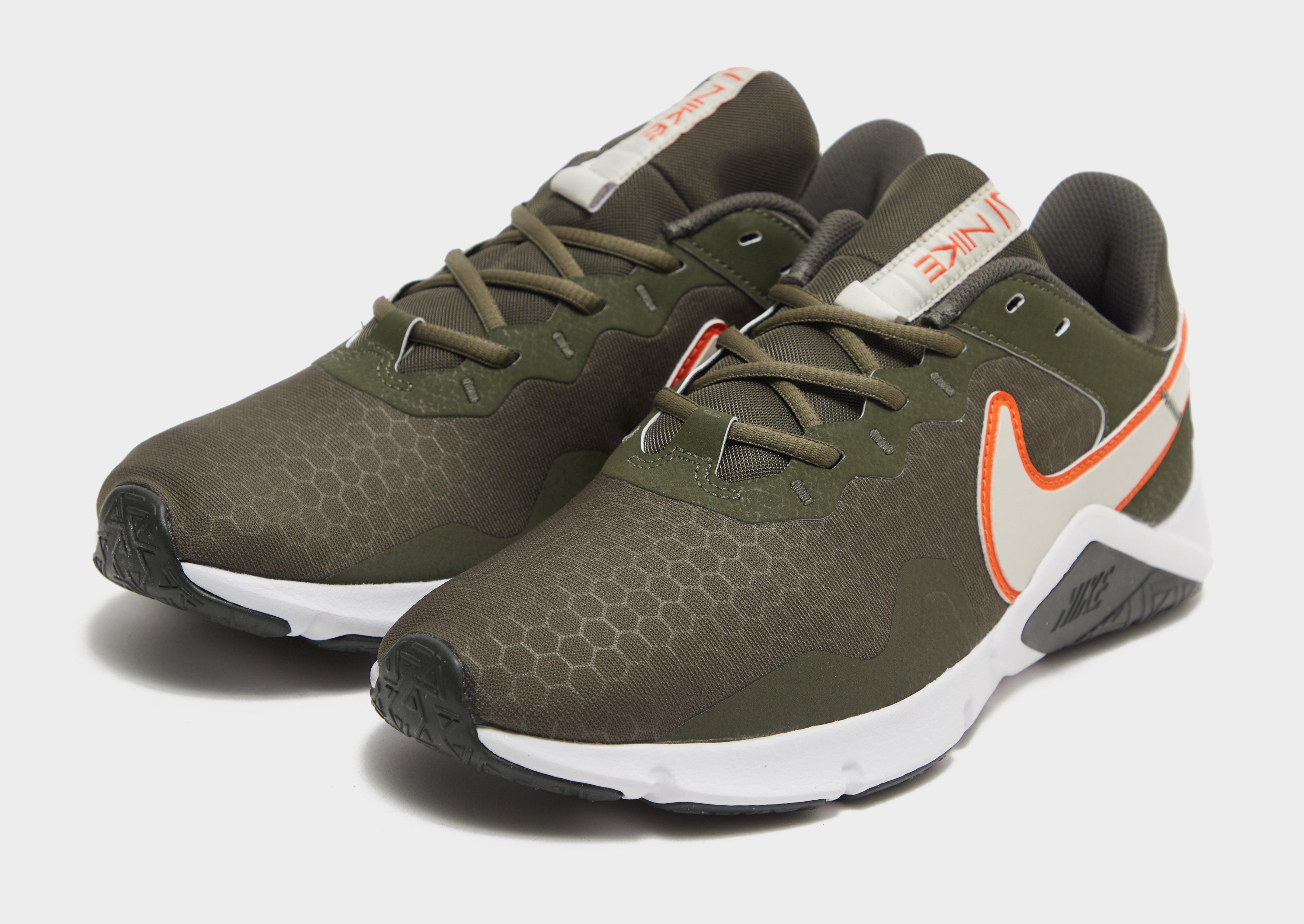 Nike Legend Essential 2