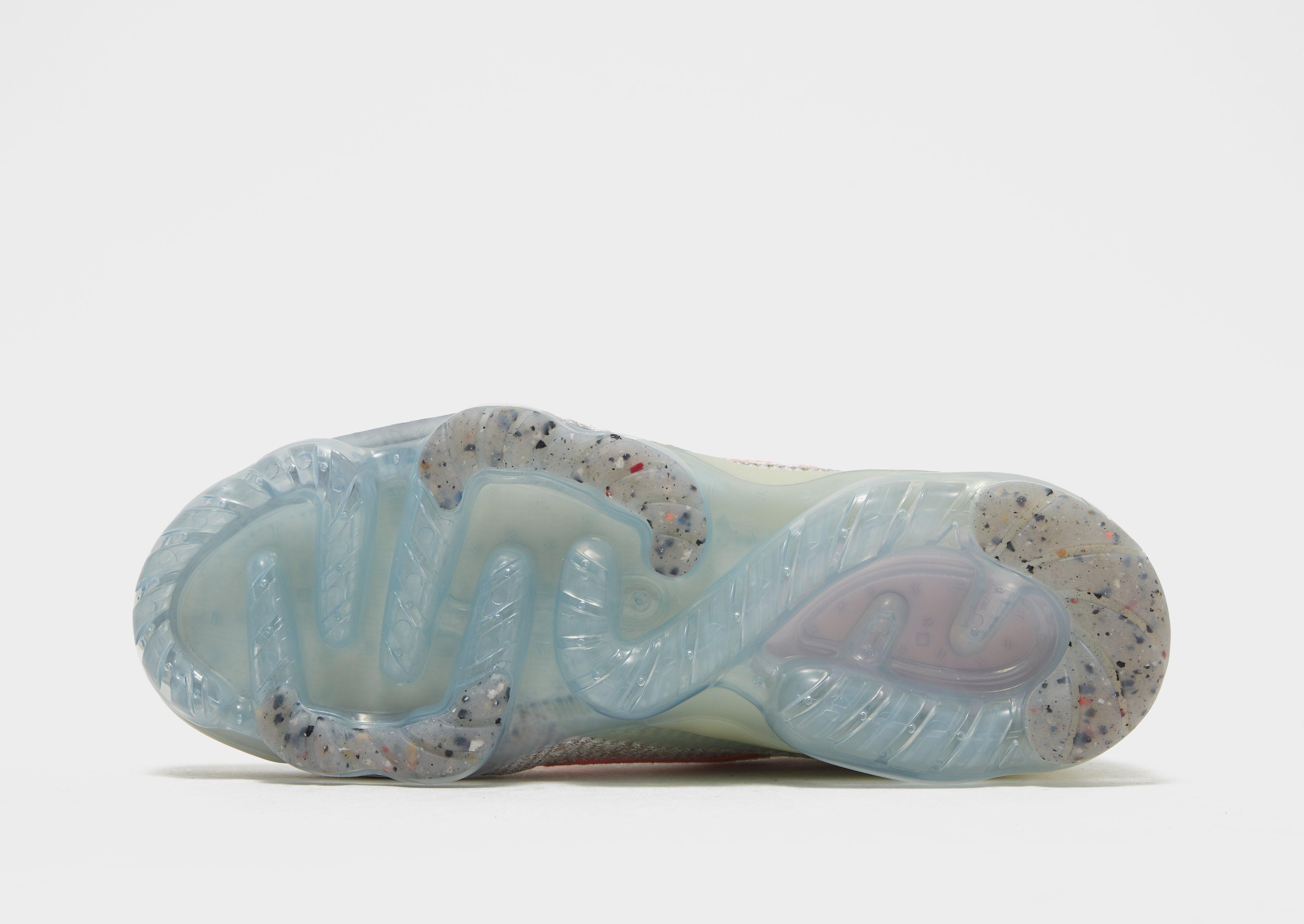 grey junior vapormax