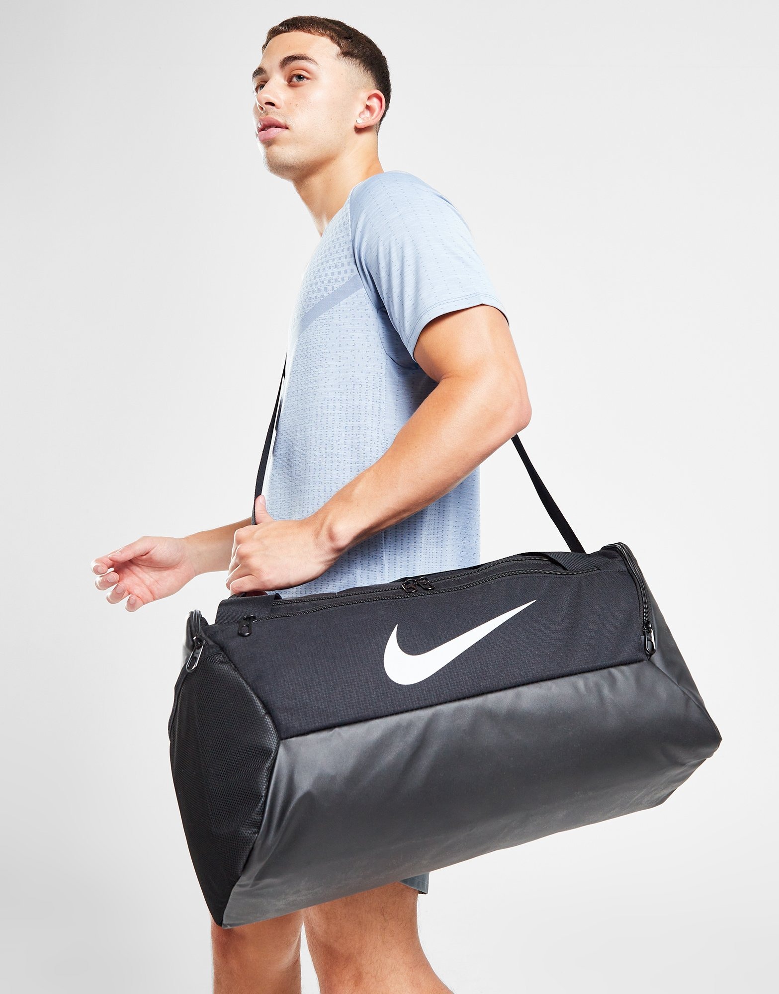  NIKE Brasilia Training Duffel Bag, Black/Black/White, One Size  : Clothing, Shoes & Jewelry