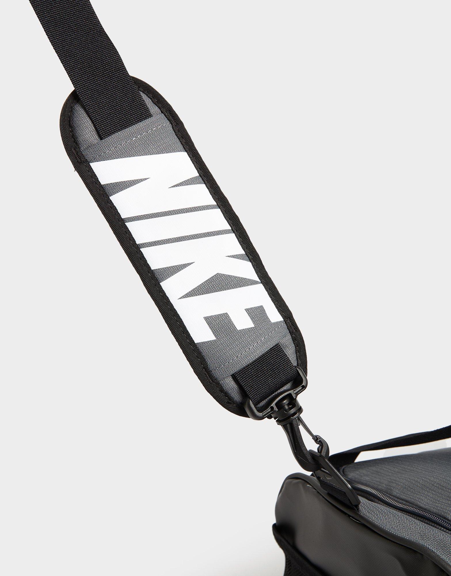 Nike Medium Brasilia Bag
