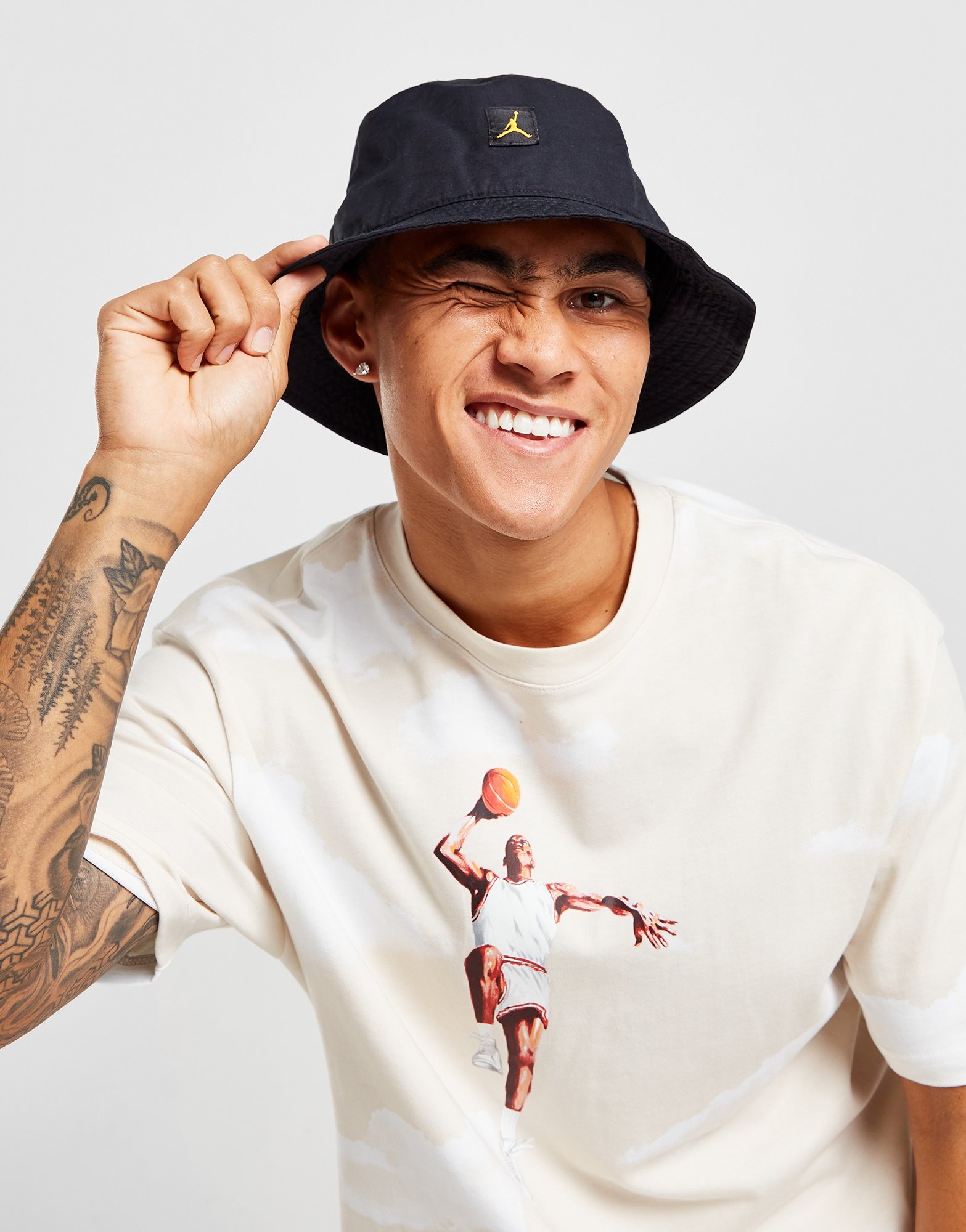 Musta Jordan Bucket hattu JD Sports Suomi