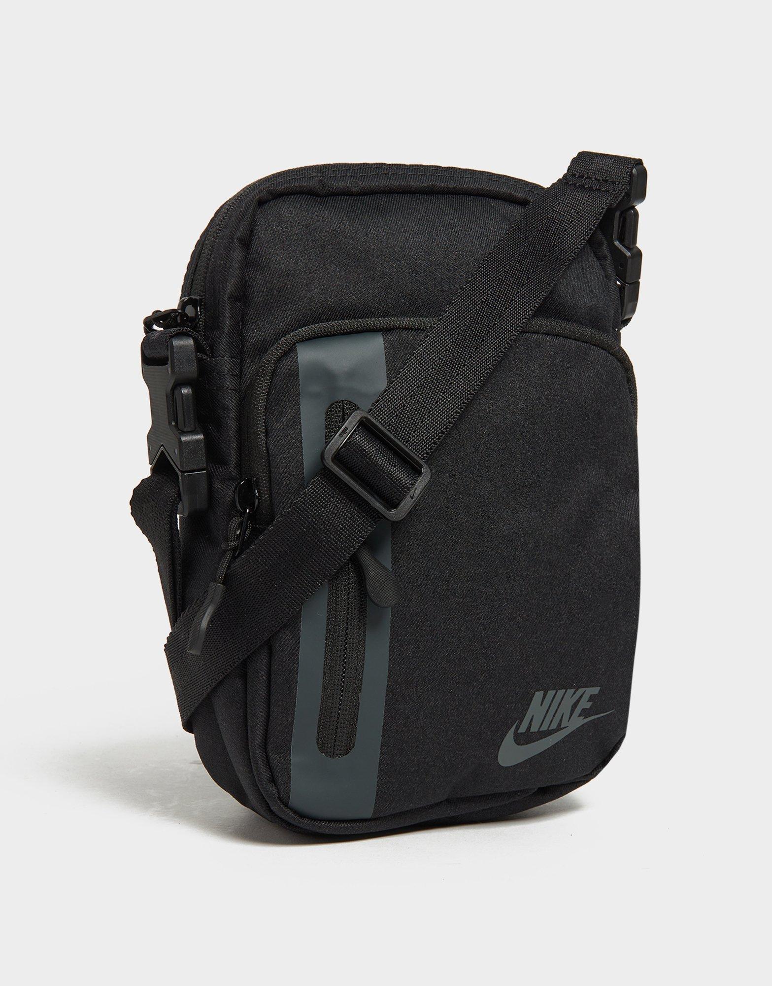 Nike Nike Elemental Premium Crossbody Bag Black