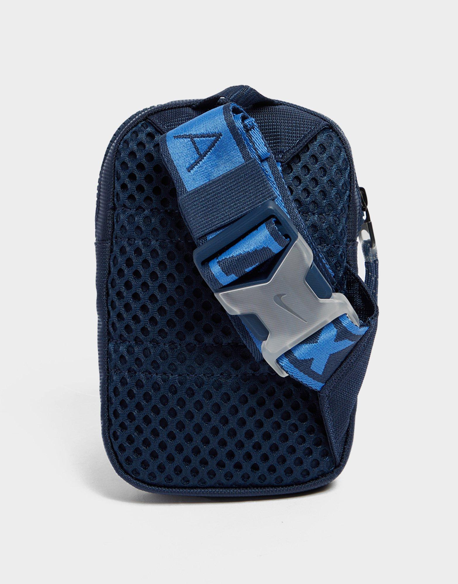 Nike Essential Air Max Hip Pack