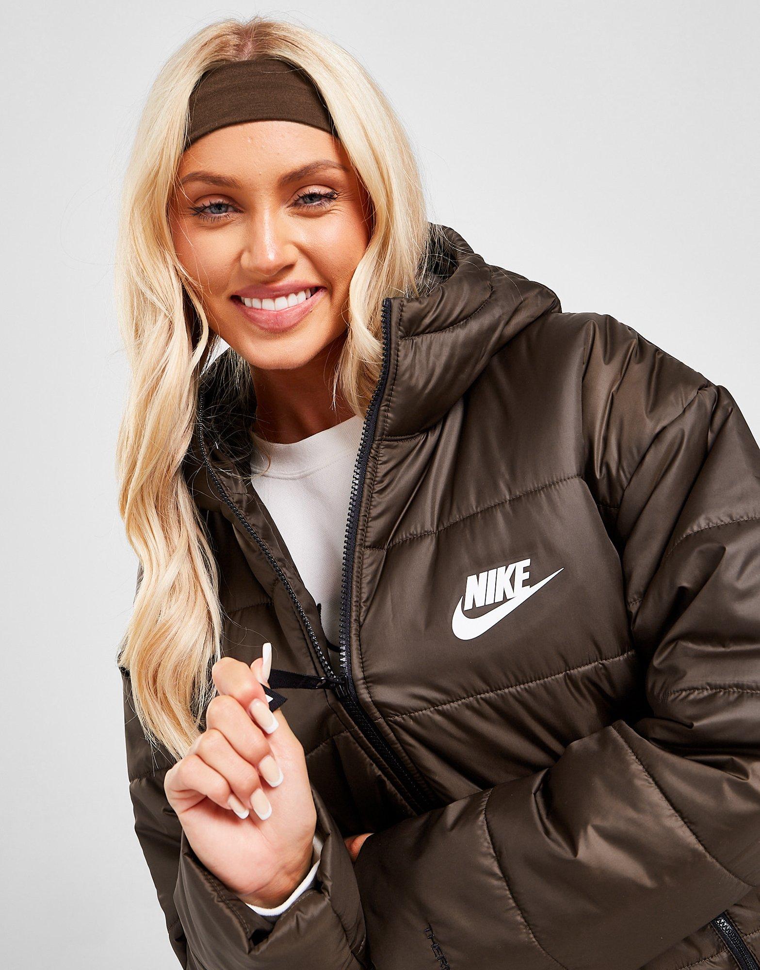 Nike chaqueta Parka Swoosh en Negro JD Sports