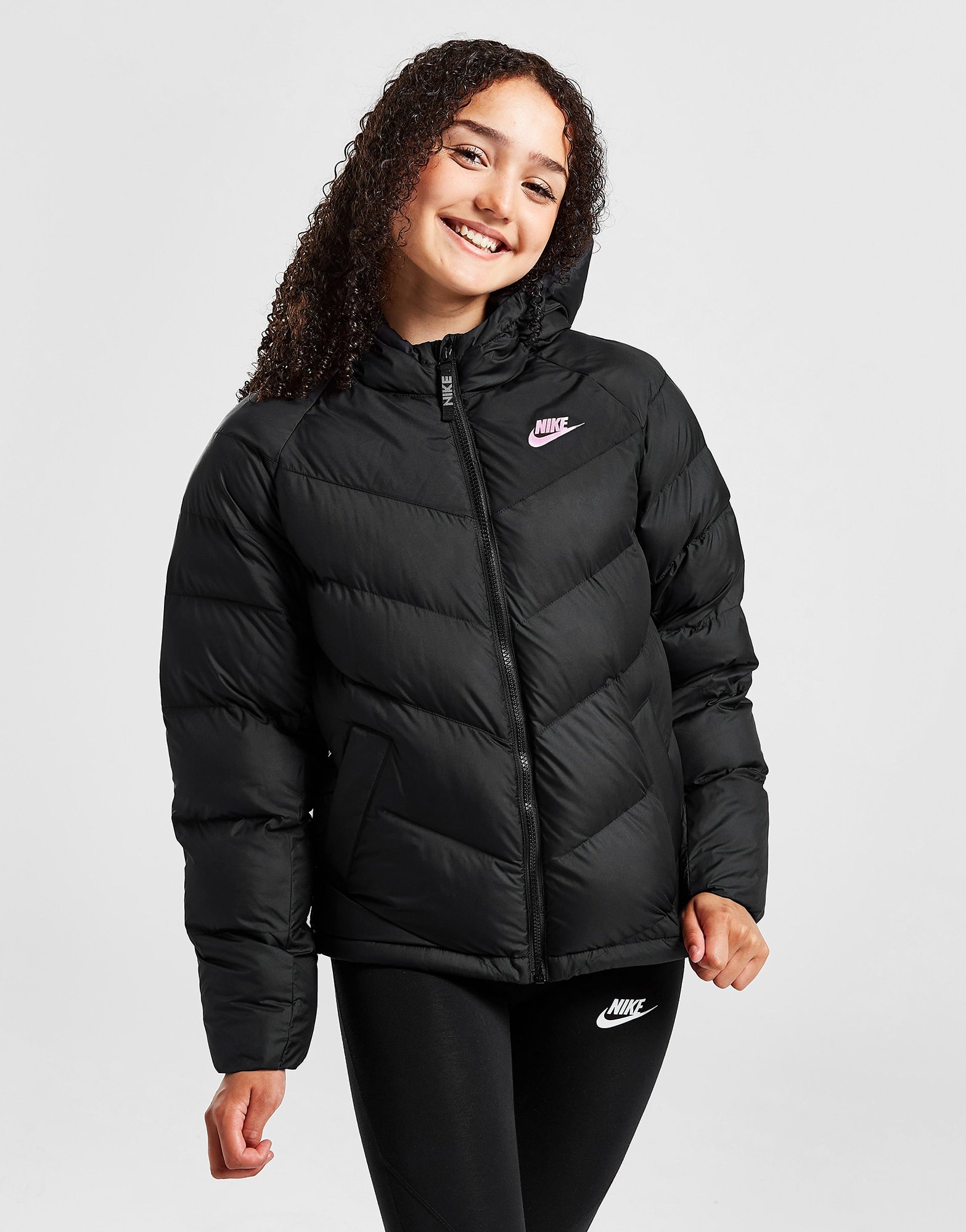 Hecho un desastre Escarchado Todos los años Nike chaqueta Padded júnior en Negro | JD Sports España