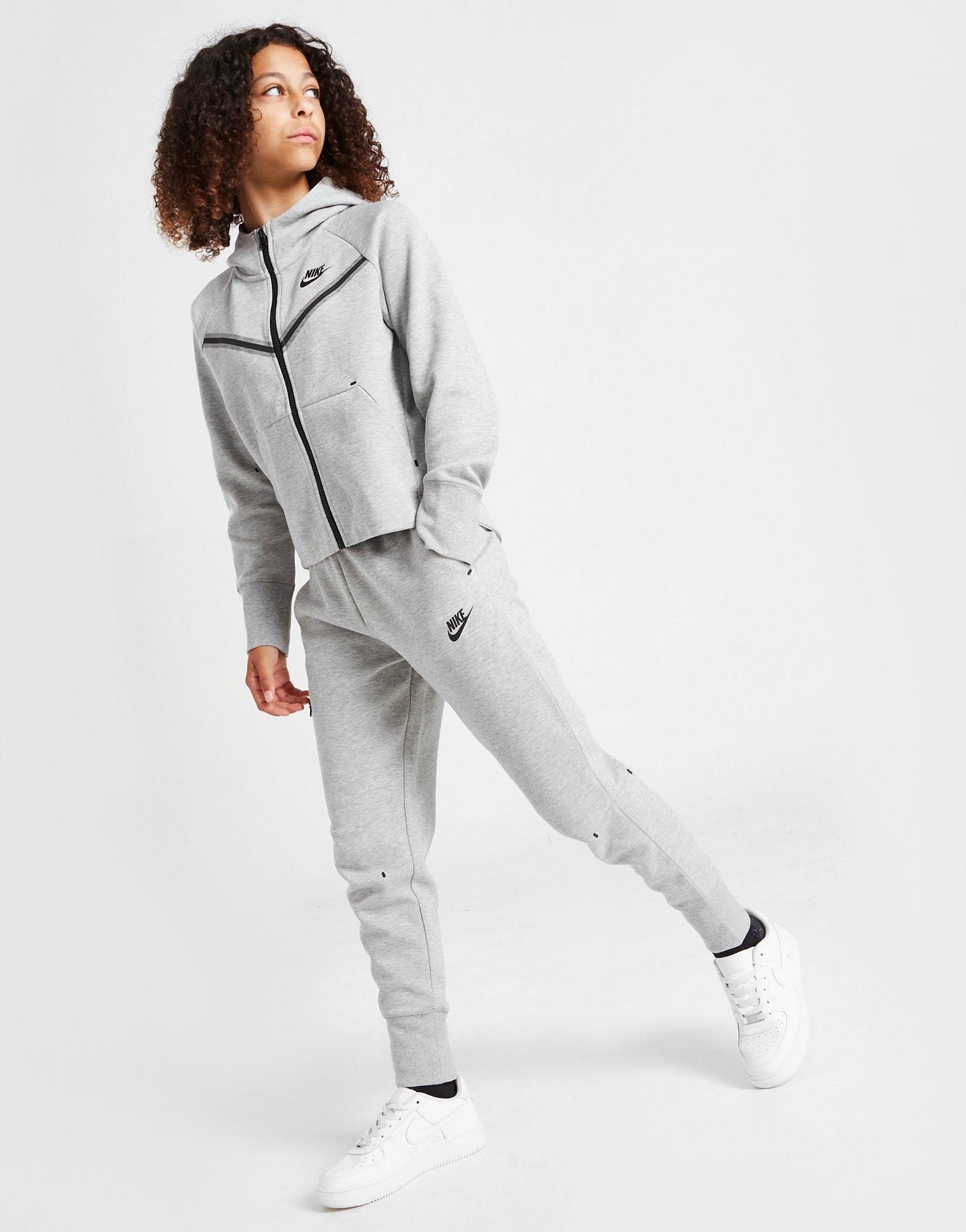 Nike grey store sweatpants girls