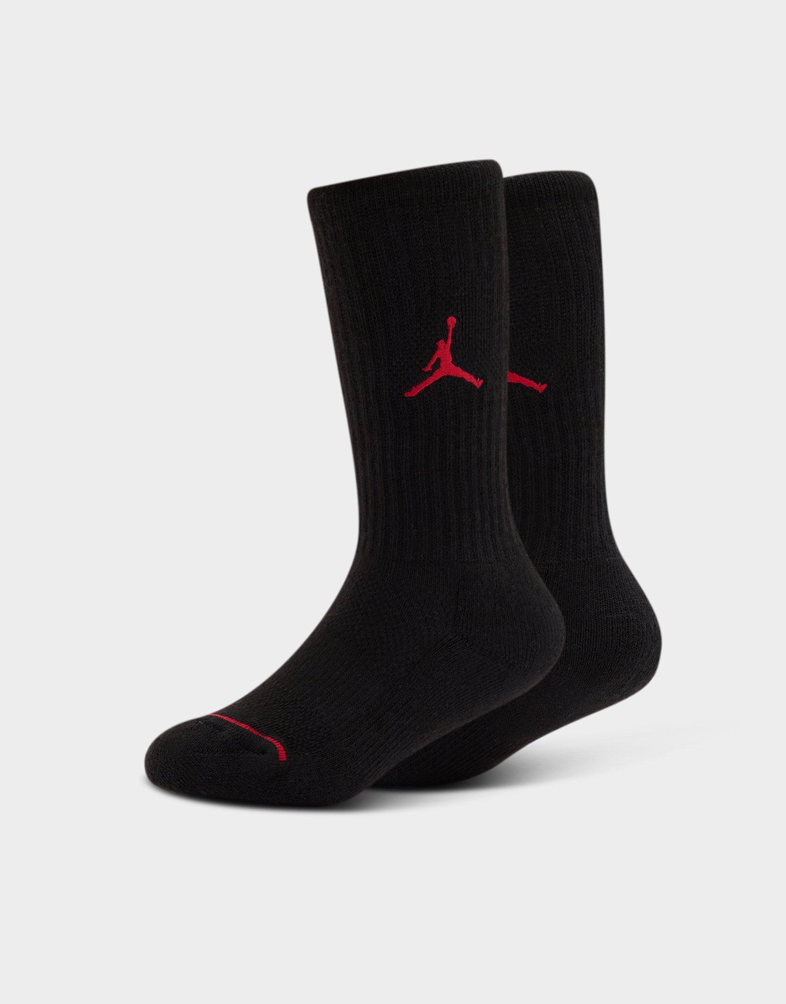 Black jordan socks hotsell