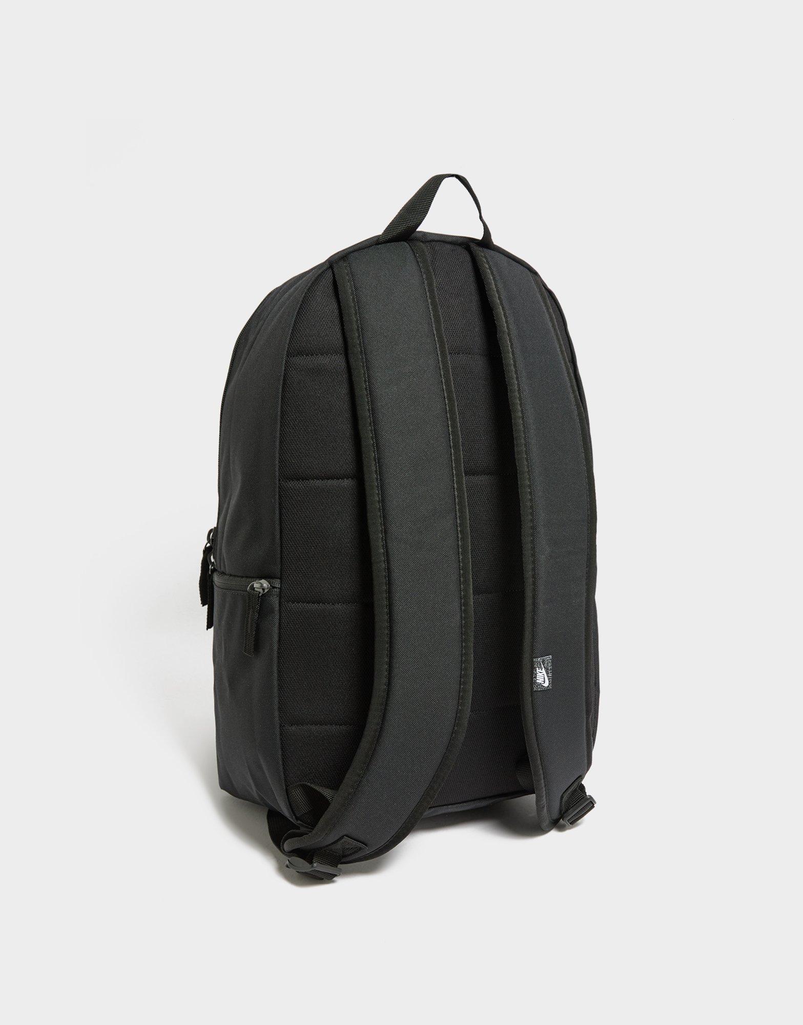 Nike Heritage 25L Backpack