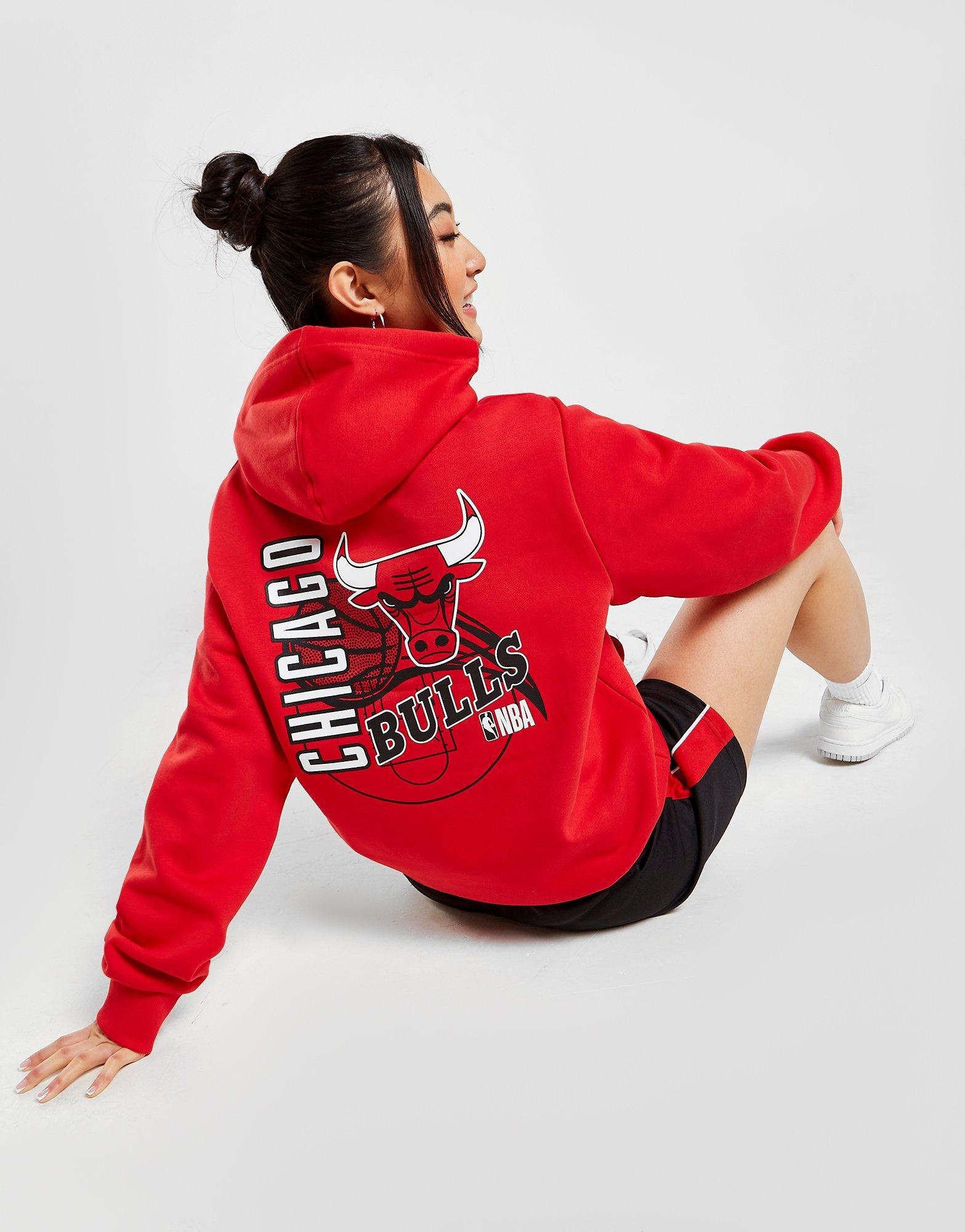 New Era NBA Chicago Bulls Back Graphic Hoodie